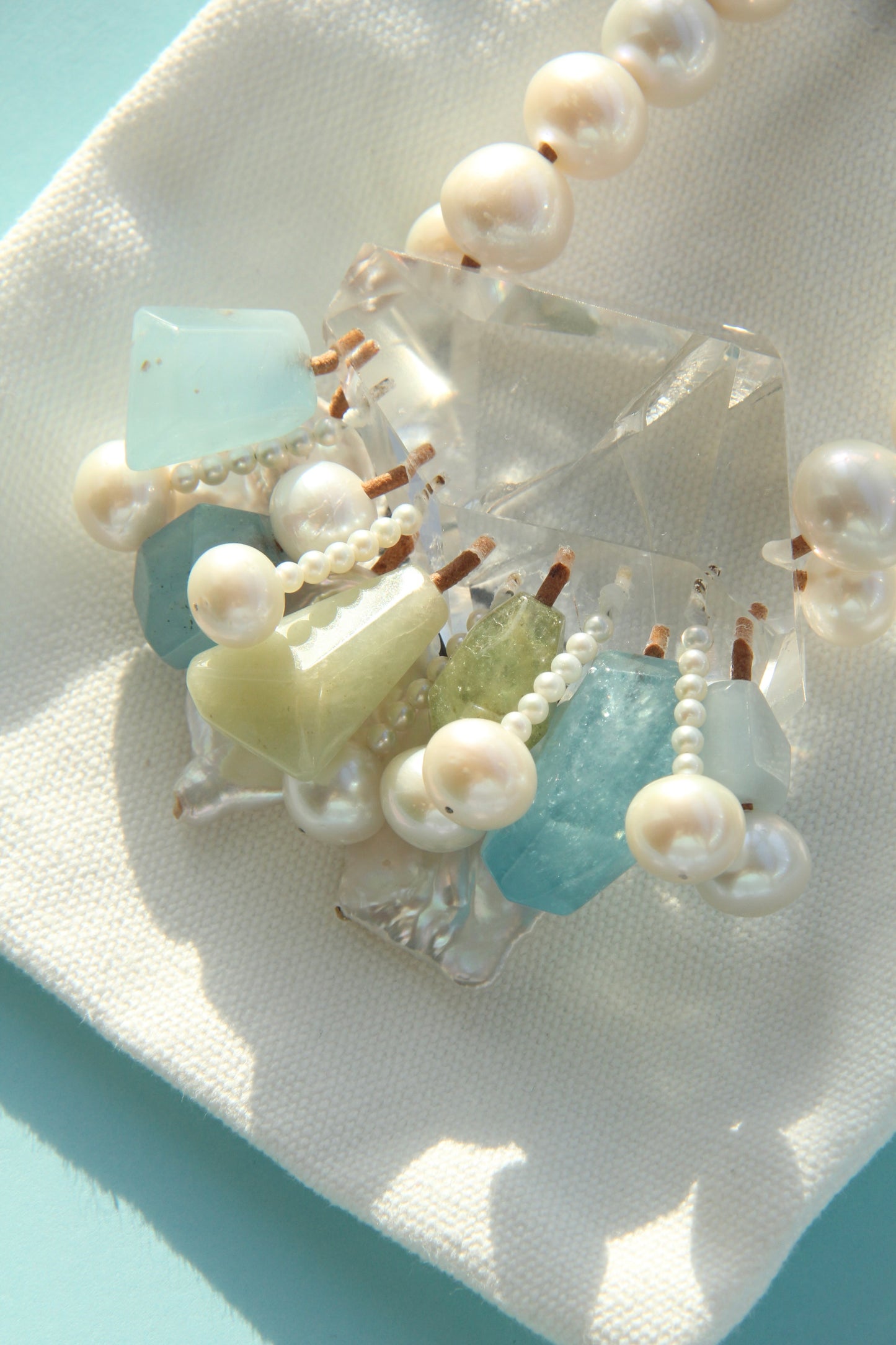 Pendant: morganite, pearls, aquamarine