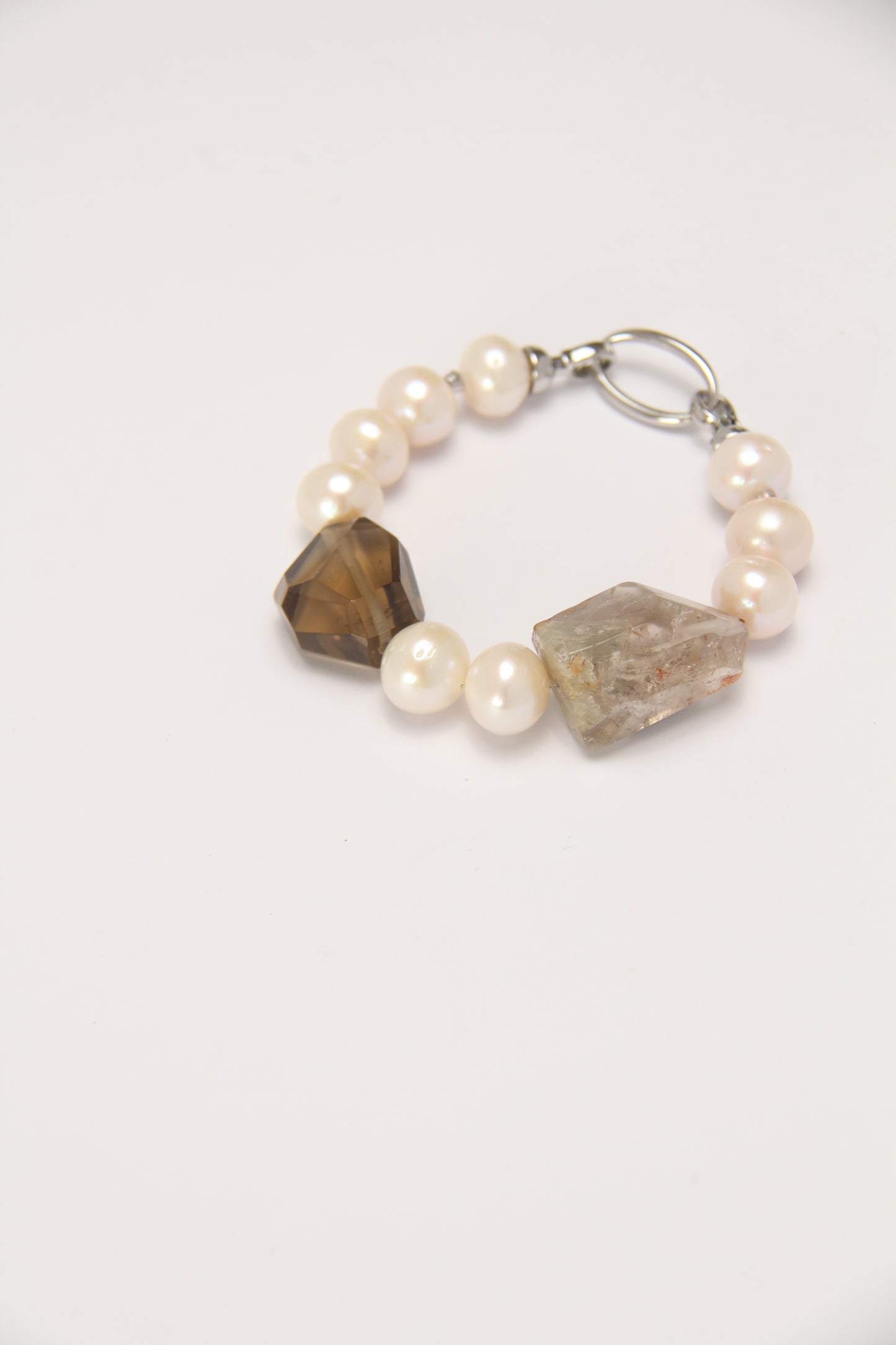 Bracelet: pearls, smoky quartz, phantom quartz