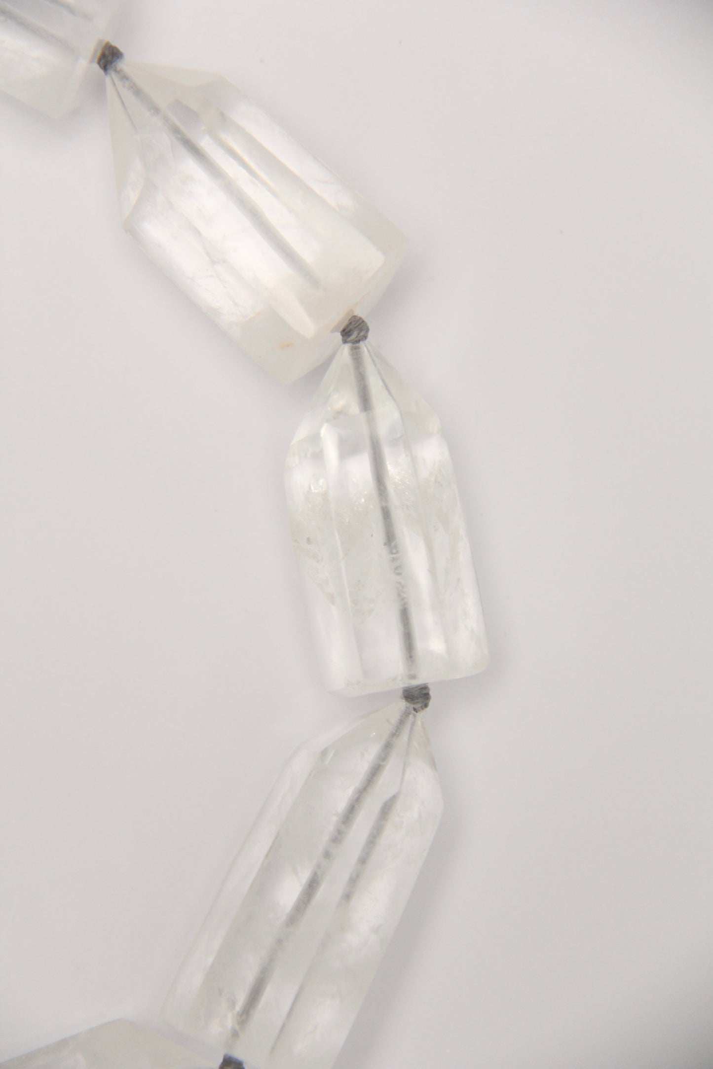 Necklace: quartz, pearls