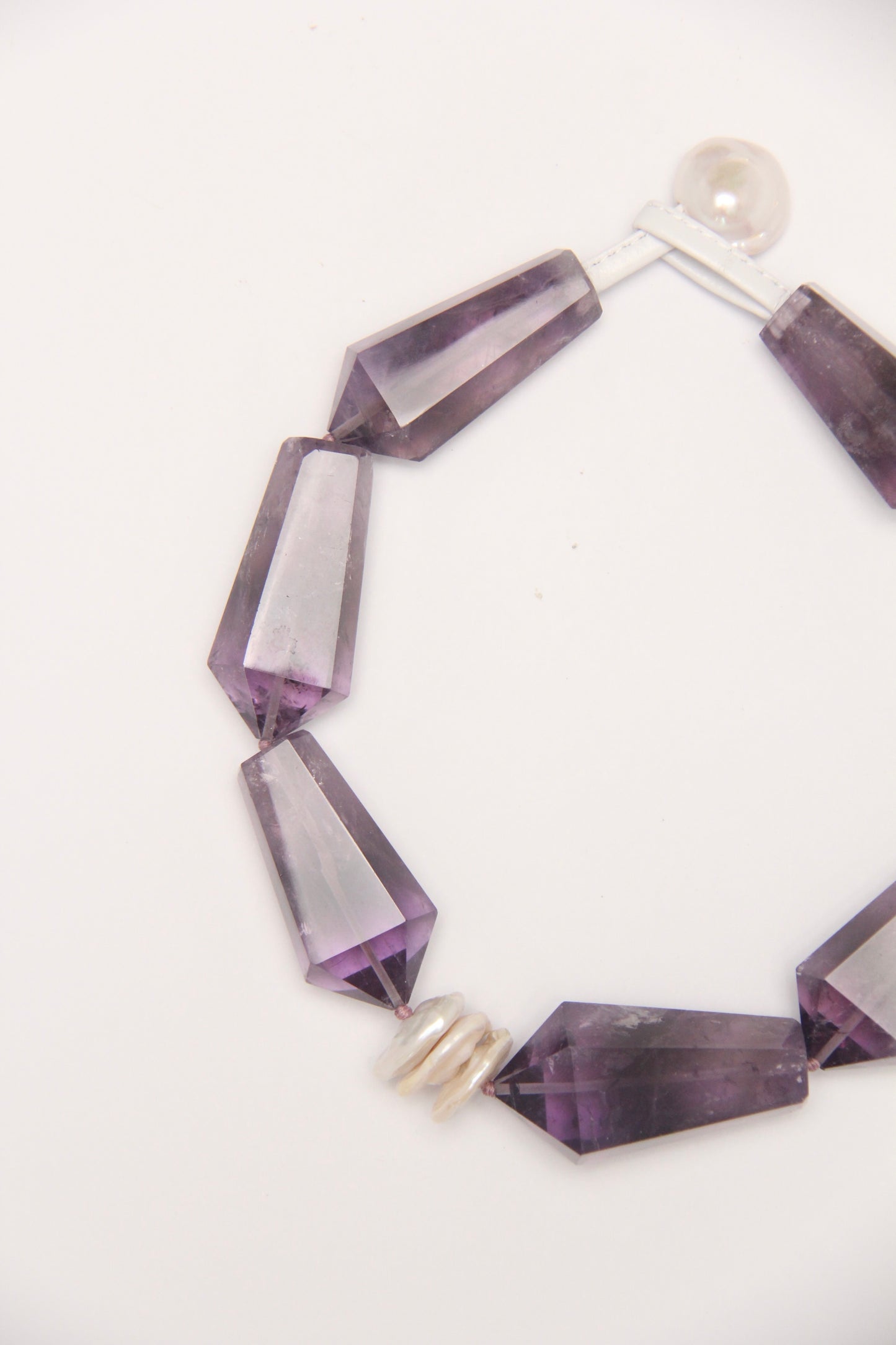 Necklace: amethyst, pearls