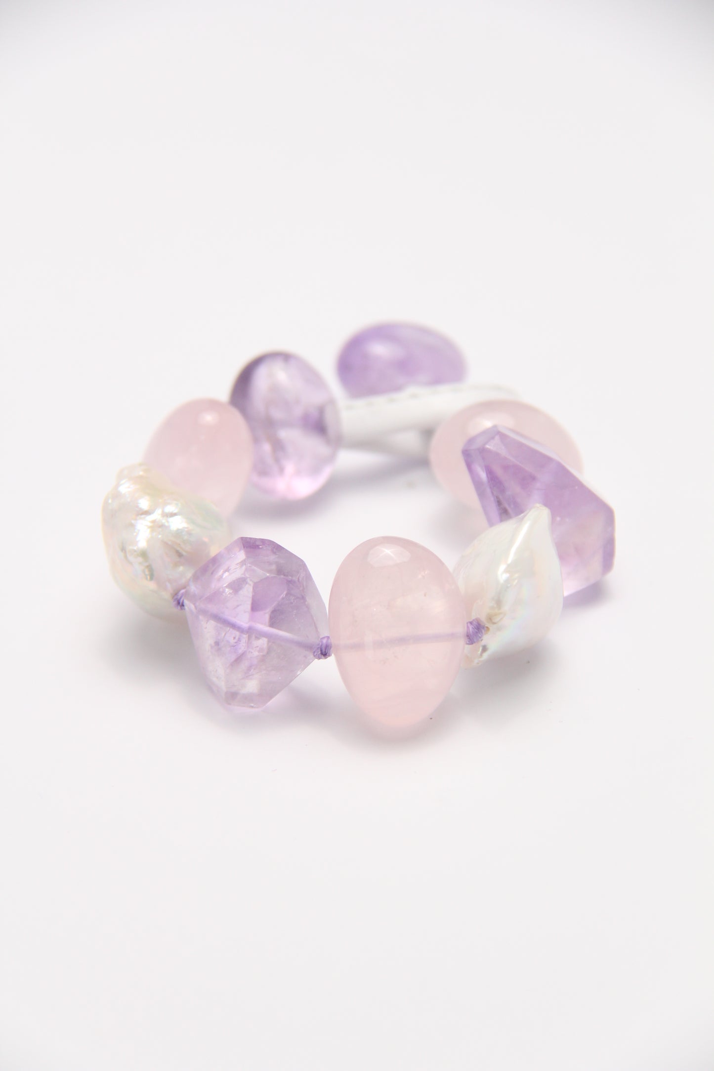 Bracelet: amethyst, rose quartz, pearls