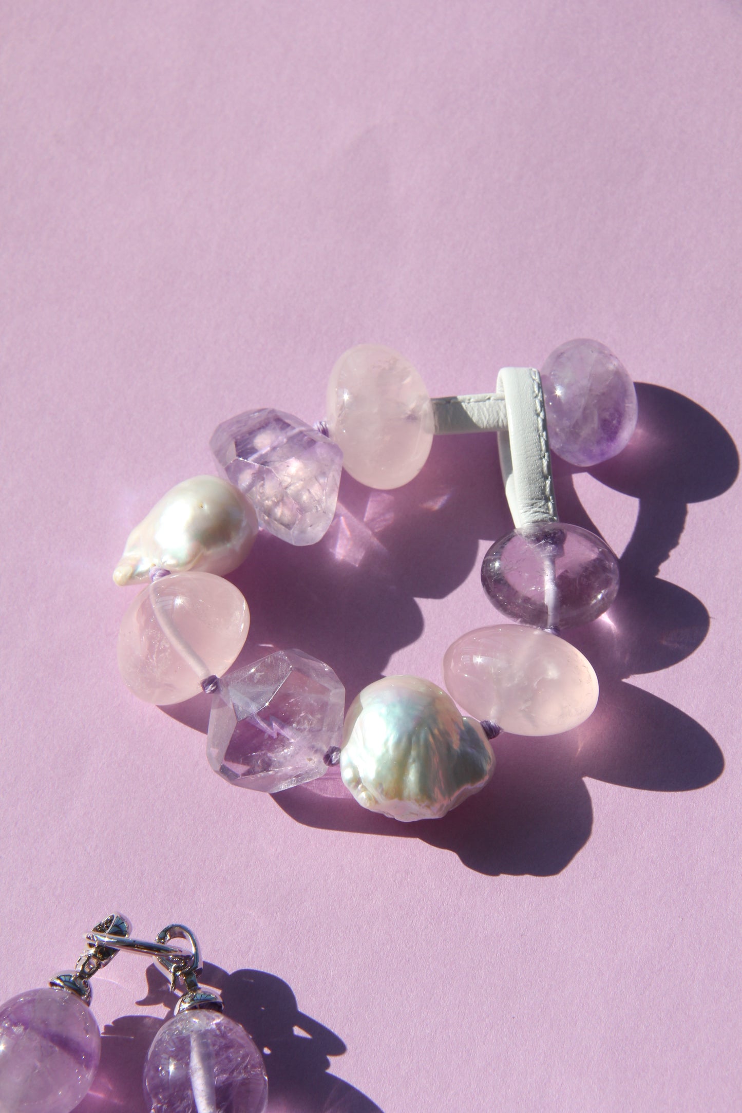 Bracelet: amethyst, rose quartz, pearls