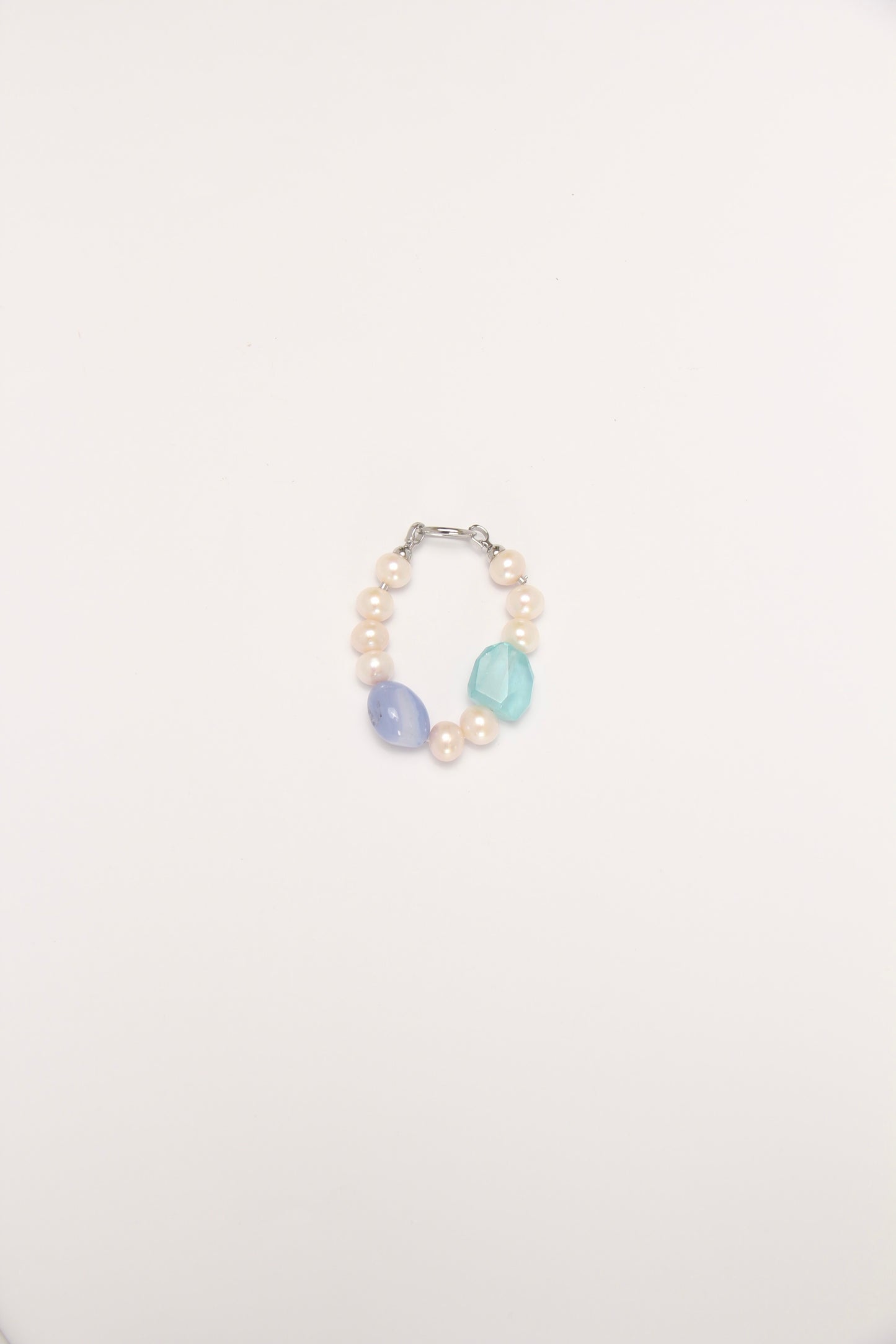 Bracelet: pearls, aquamarine, blue lace agate