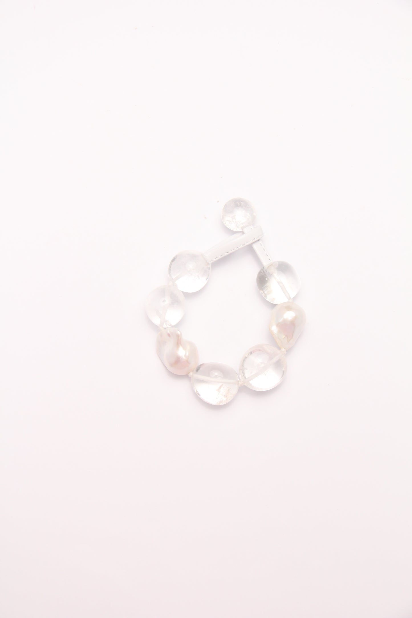Bracelet: quartz, pearls