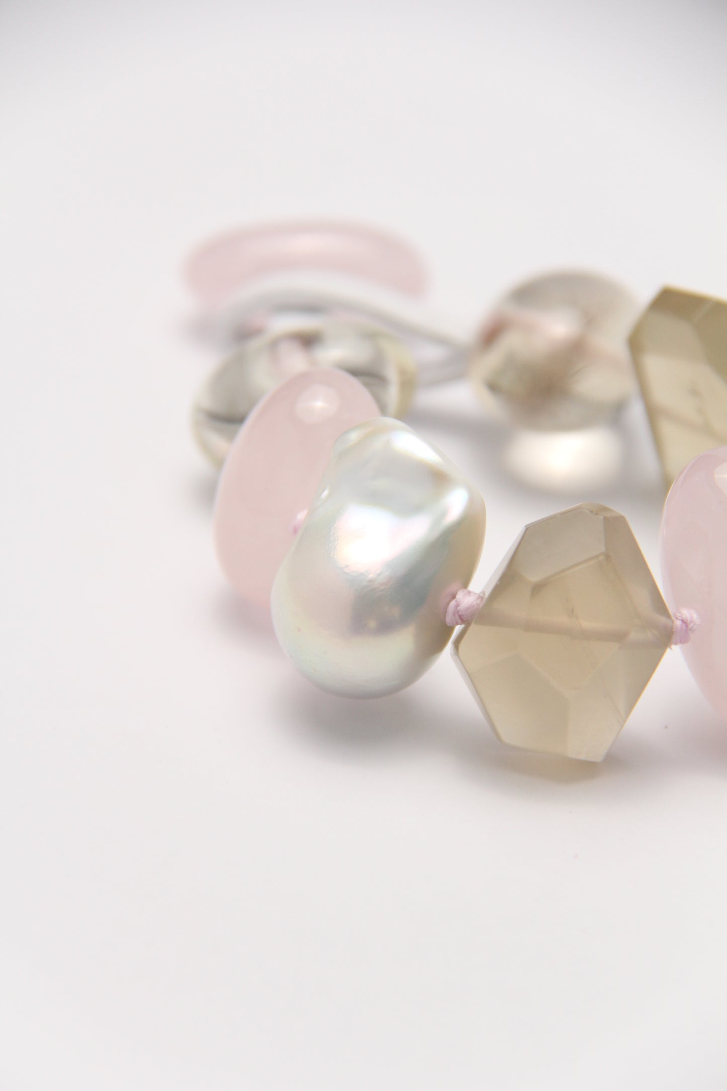 Bracelet: citrine, rose quartz, pearls