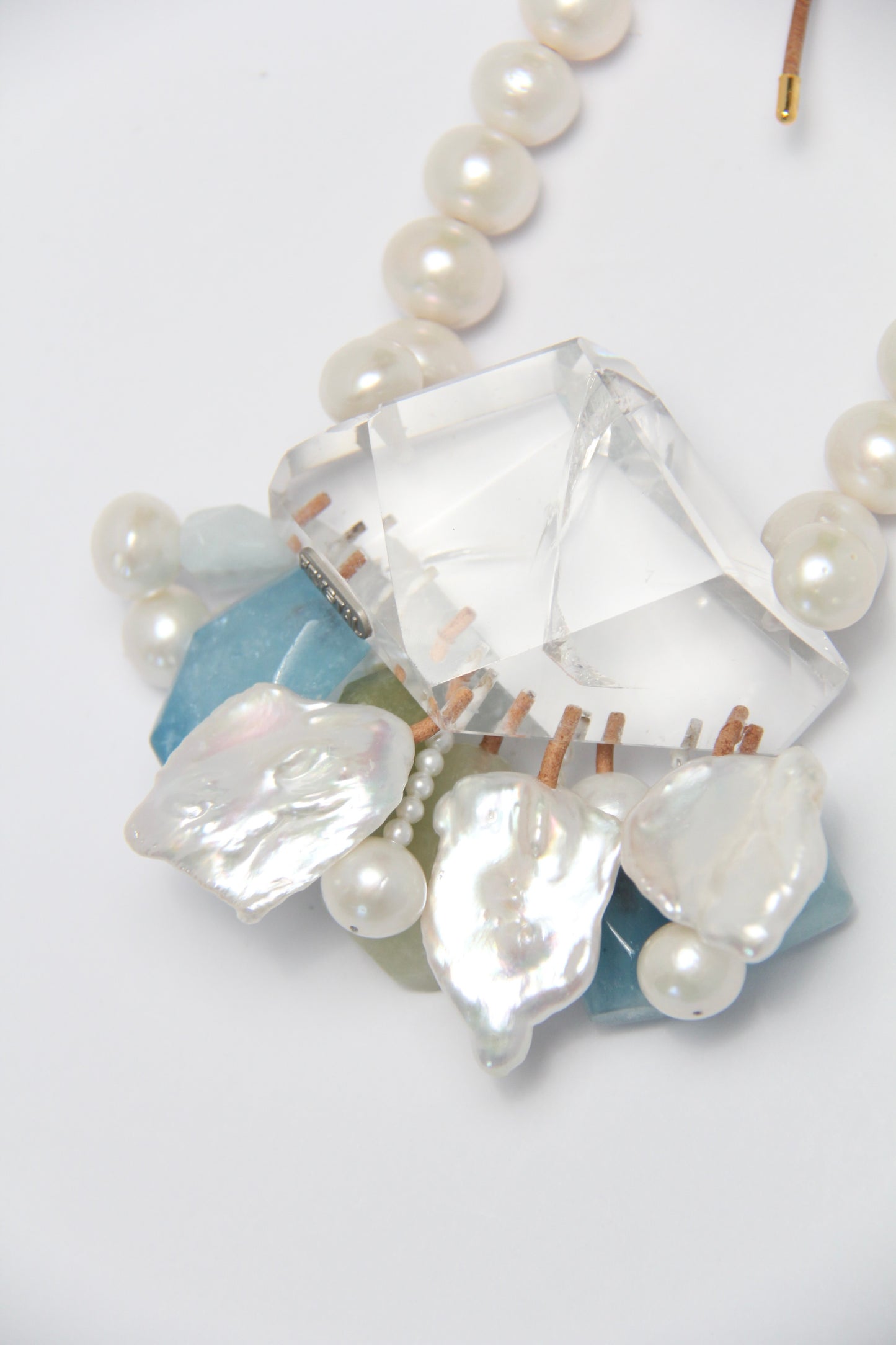 Pendant: morganite, pearls, aquamarine