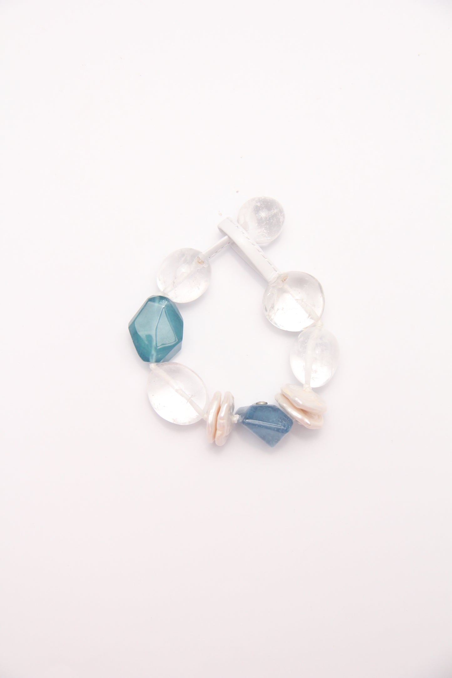 Bracelet: aquamarine, quartz, pearls
