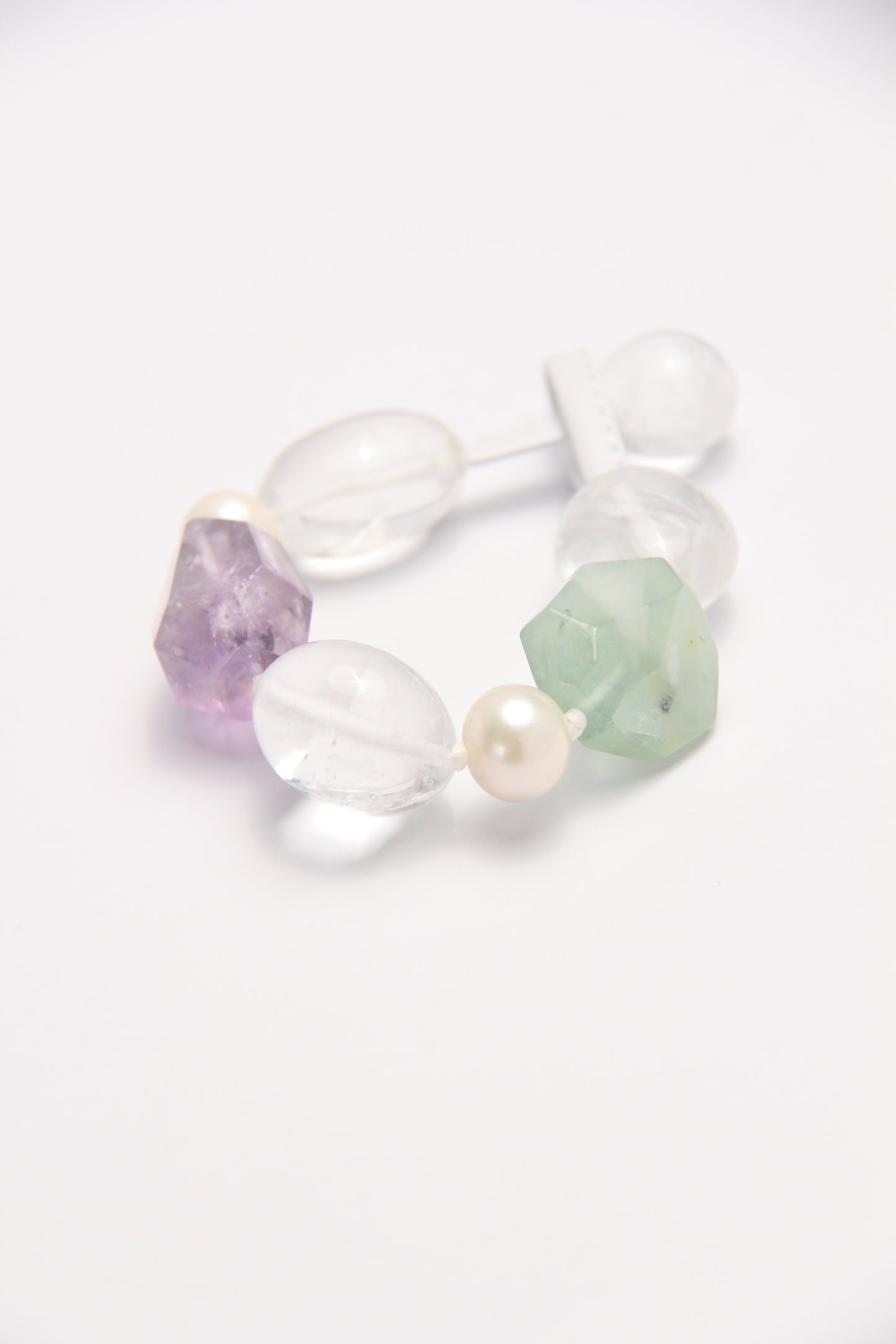 Bracelet: amethyst, morganite, quartz, pearls