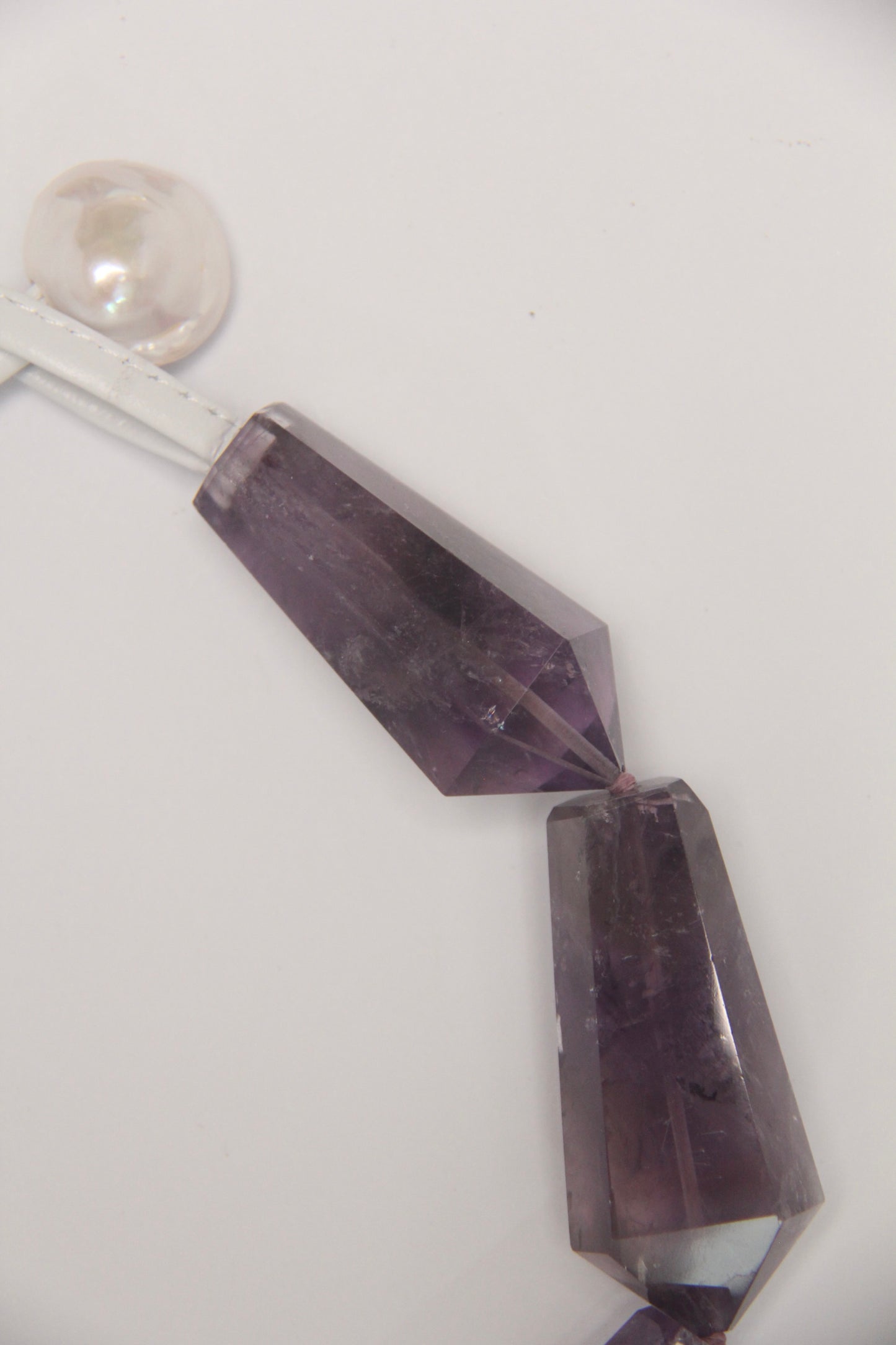 Necklace: amethyst, pearls