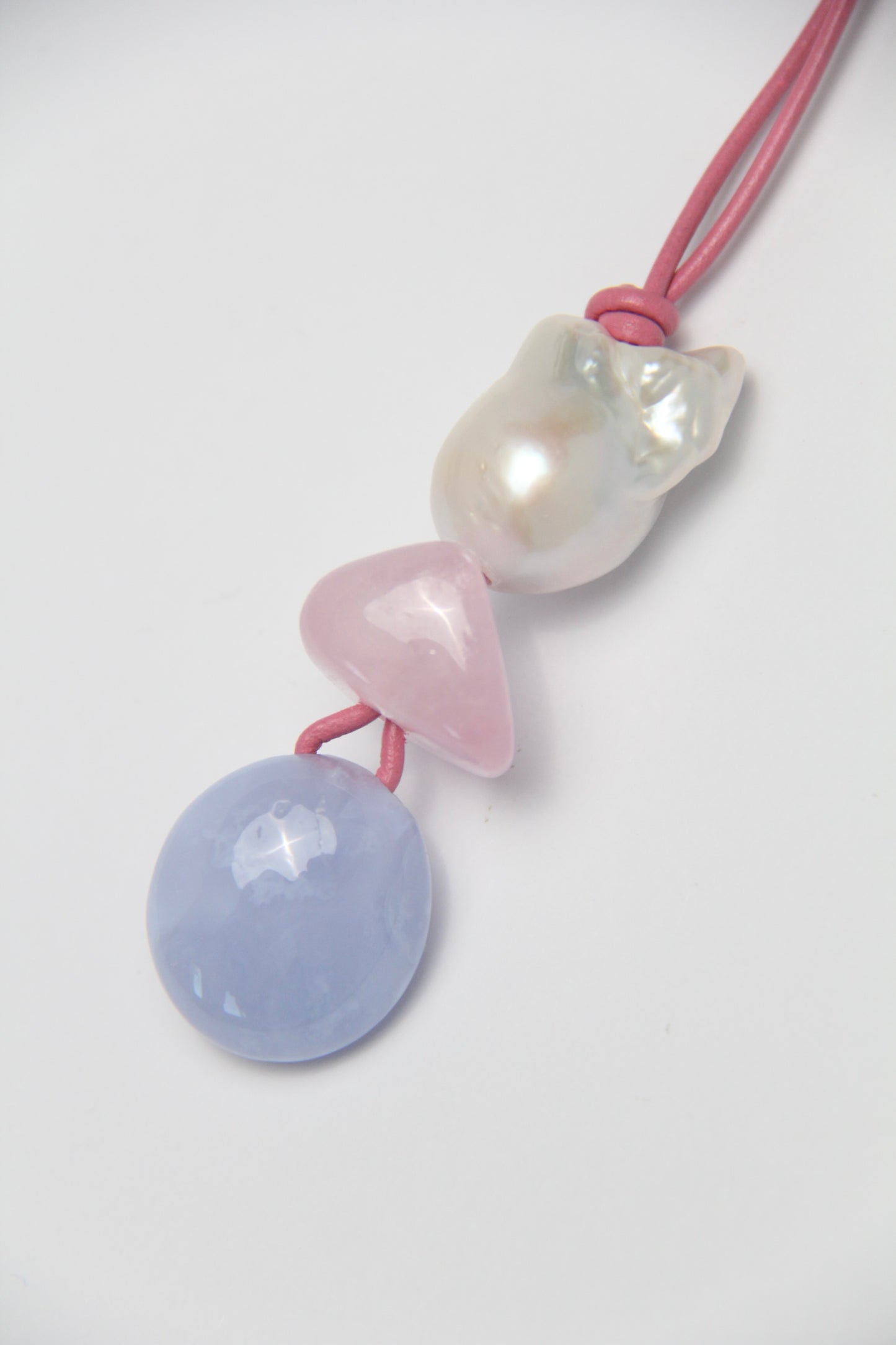 Pendant: pearl, morganite, blue lace agate