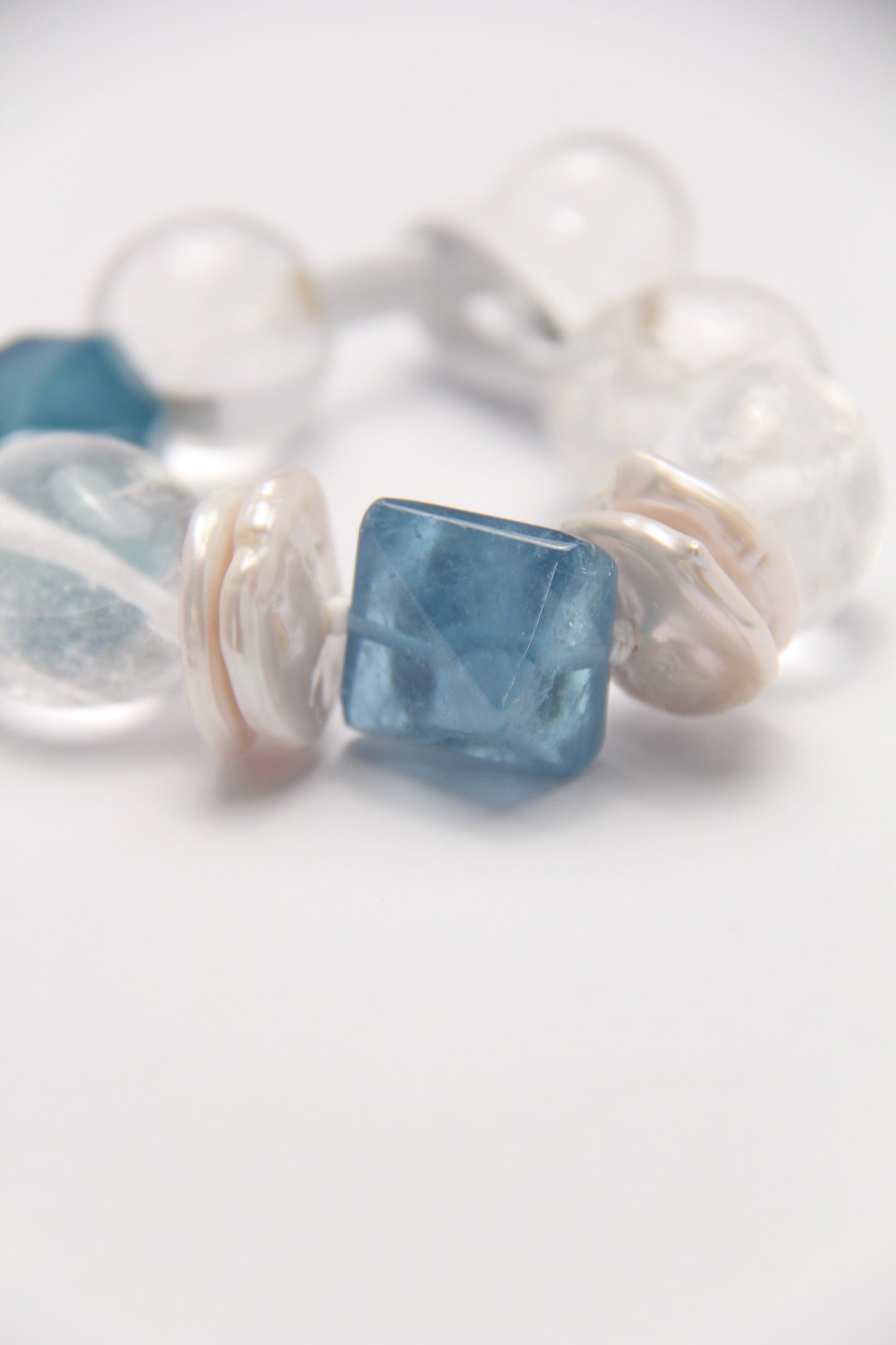 Bracelet: aquamarine, quartz, pearls