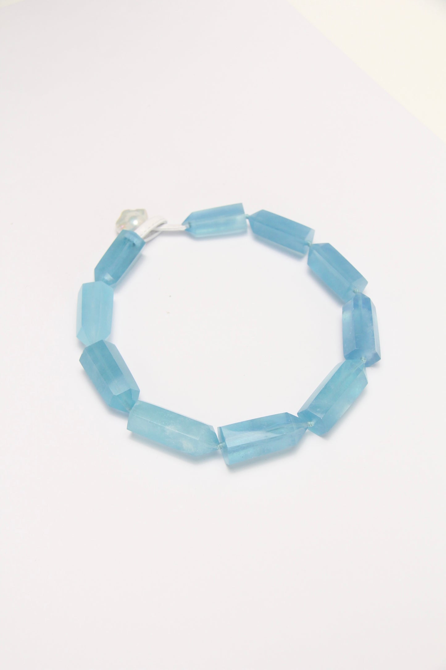 Necklace: aquamarine, pearls