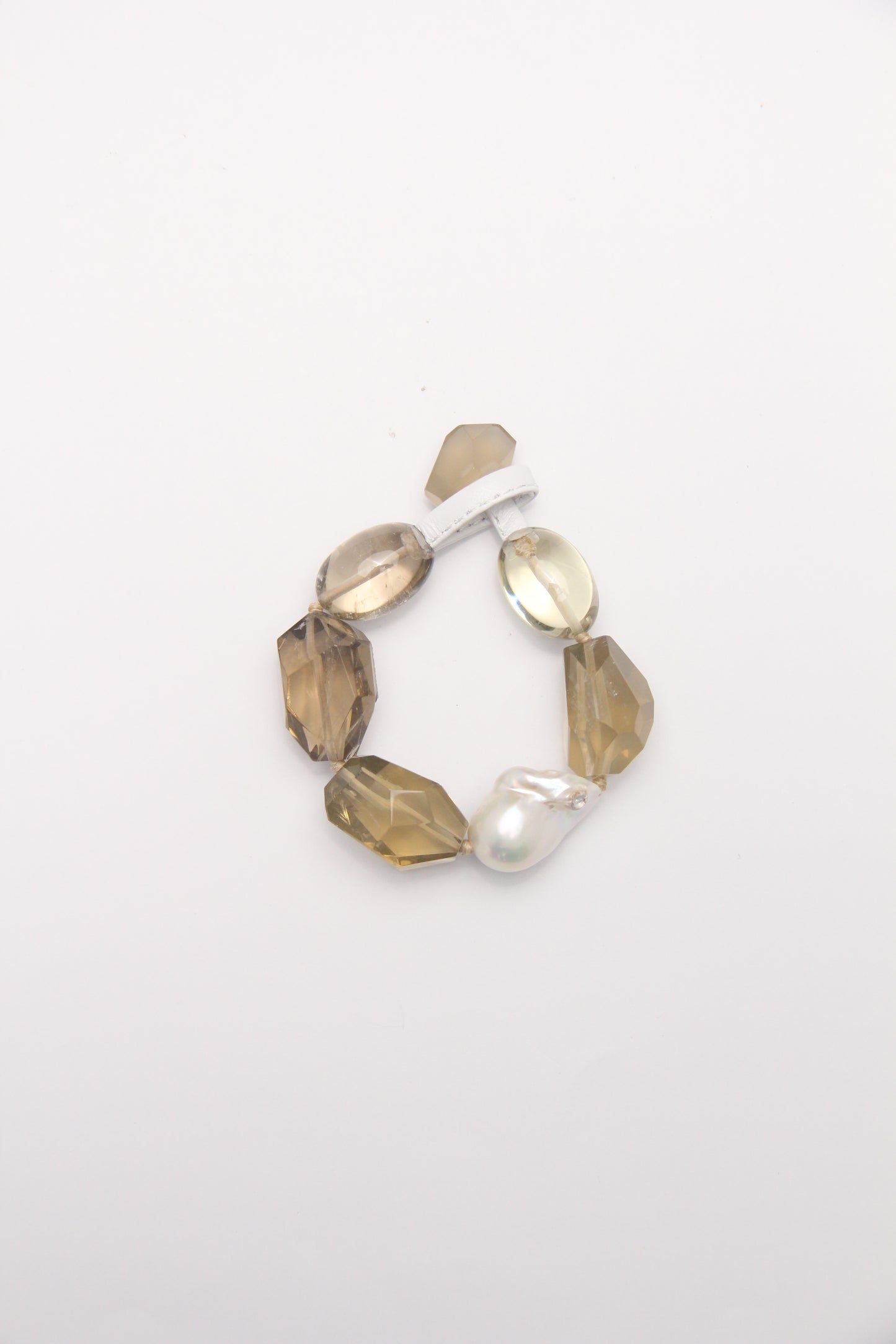 Bracelet: citrine, pearls