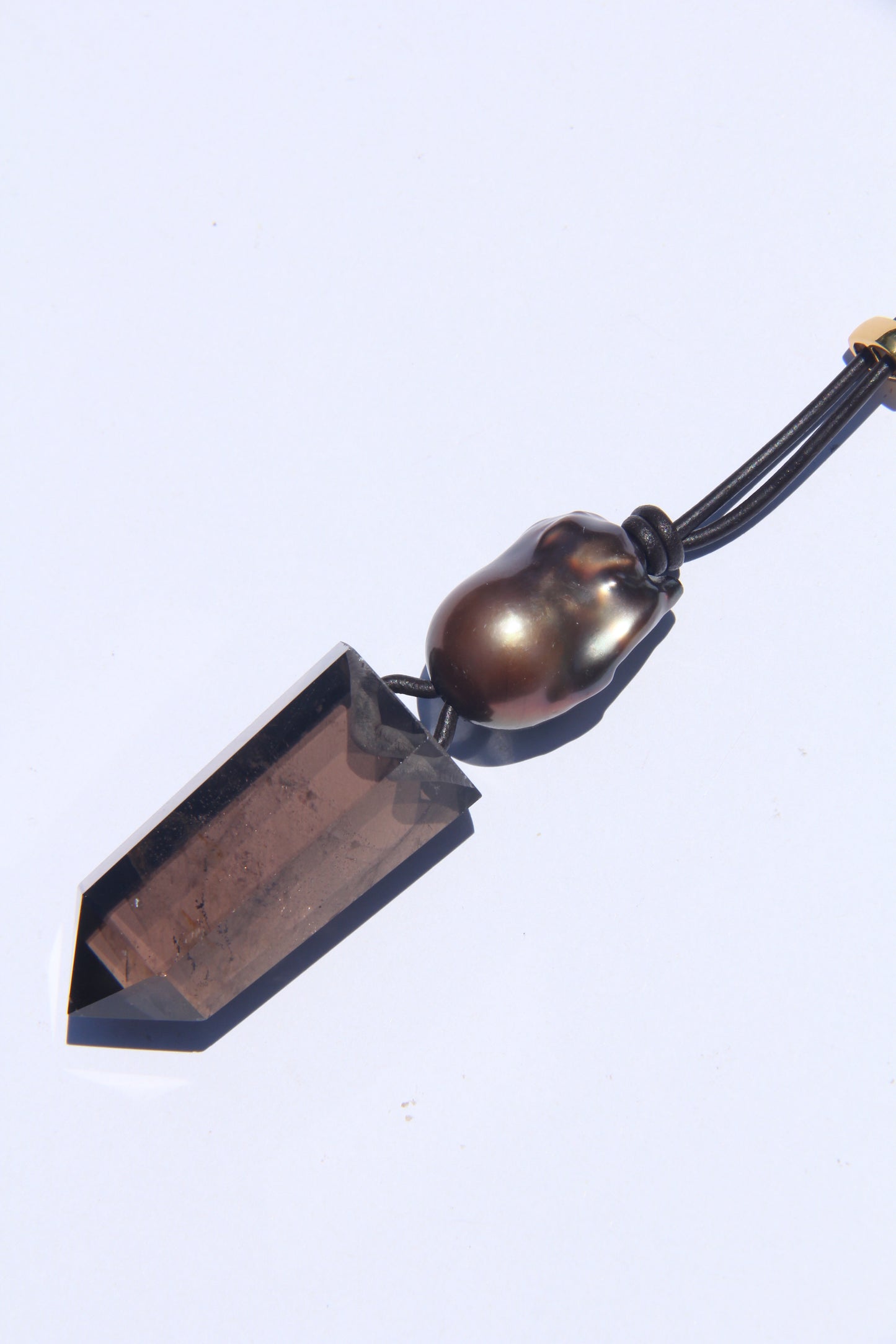 Pendant: pearl, smoky quartz