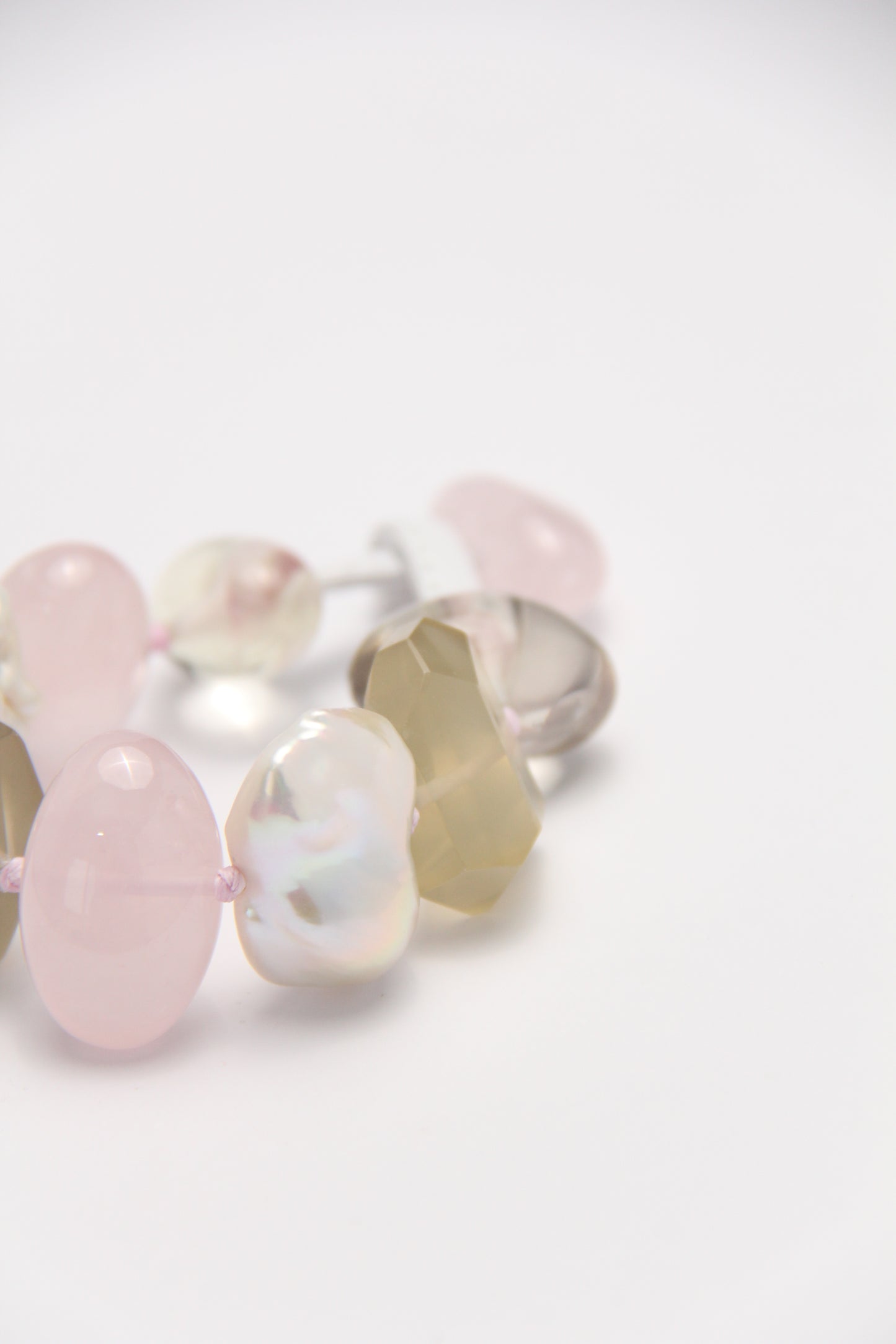 Bracelet: citrine, rose quartz, pearls