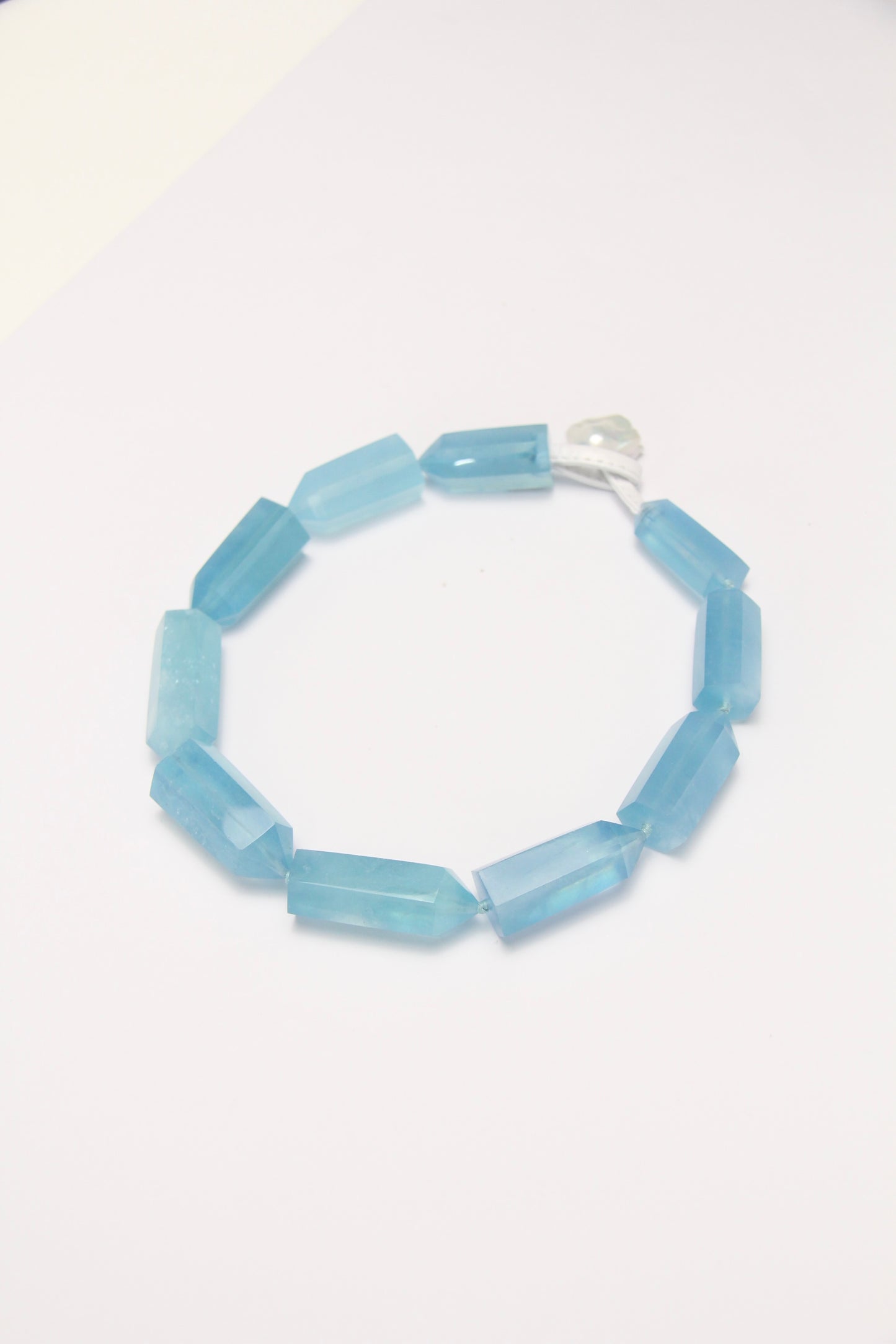 Necklace: aquamarine, pearls