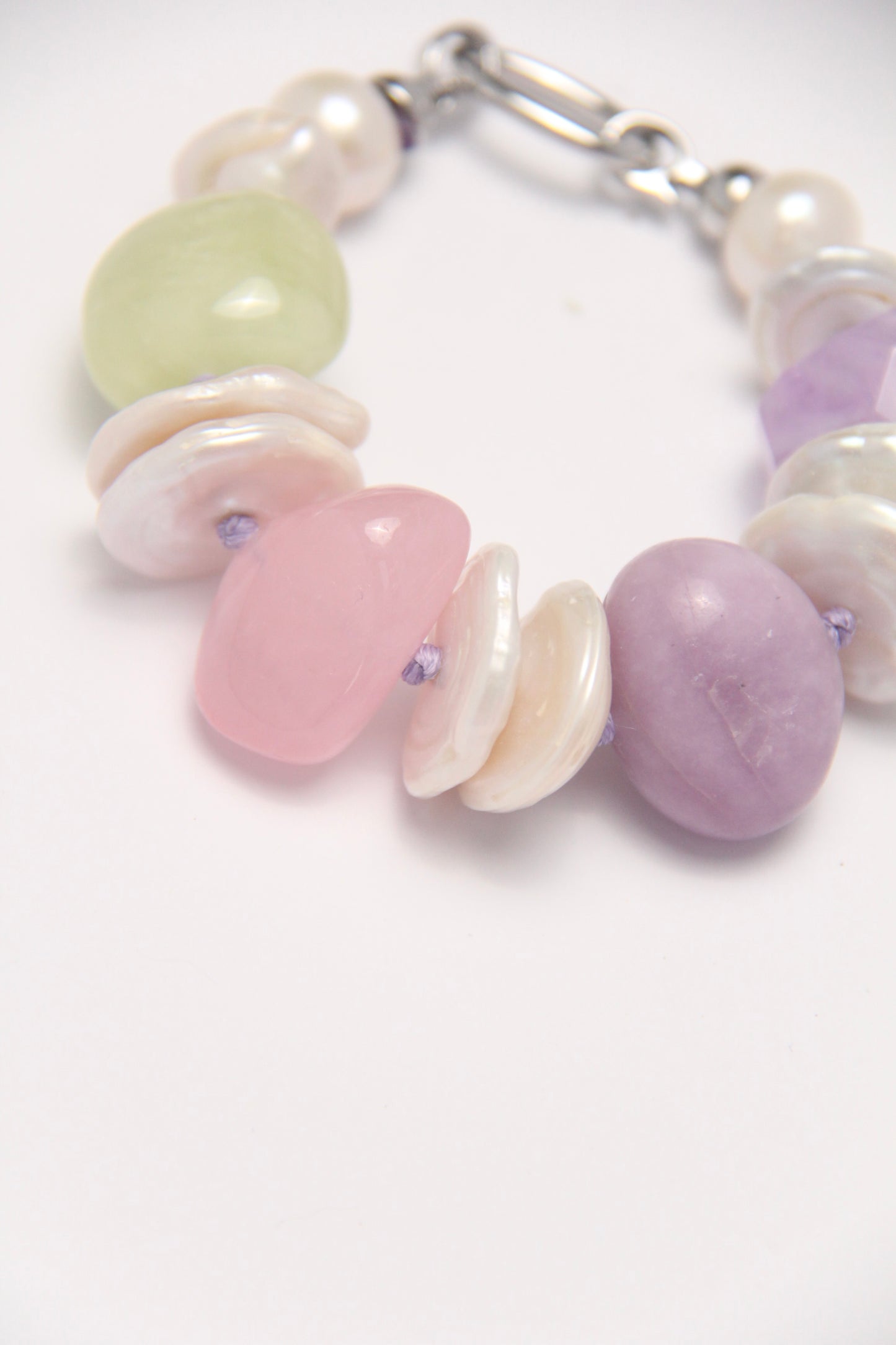 Bracelet: morganite, amethyst, lepidolite, pearls