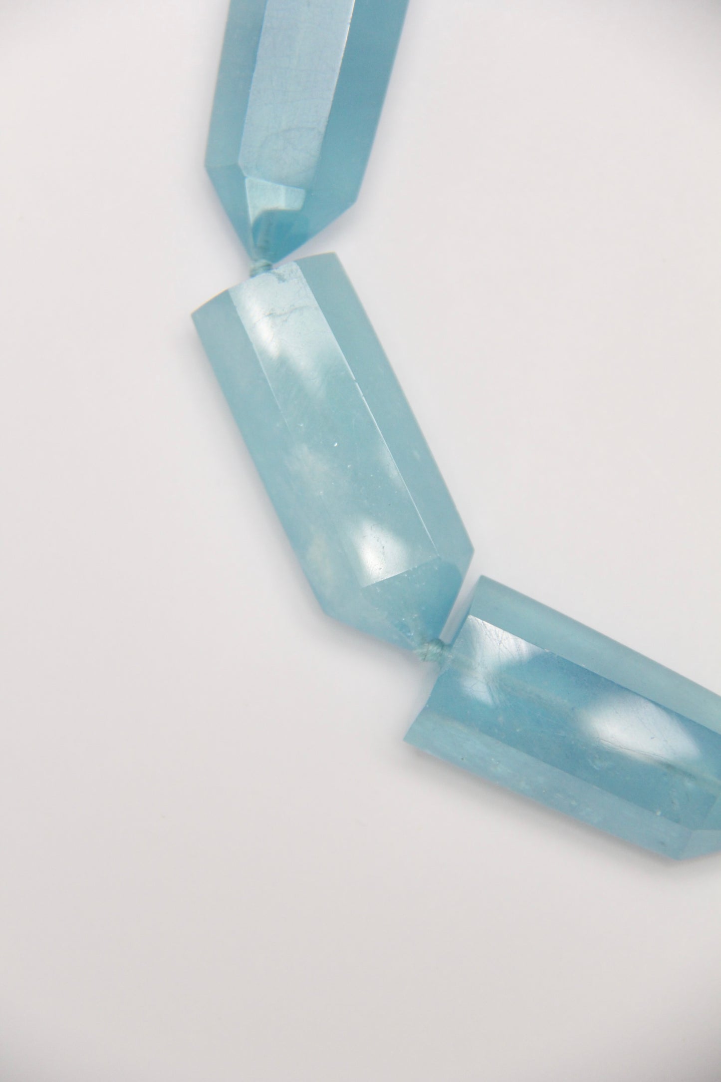 Necklace: aquamarine, pearls