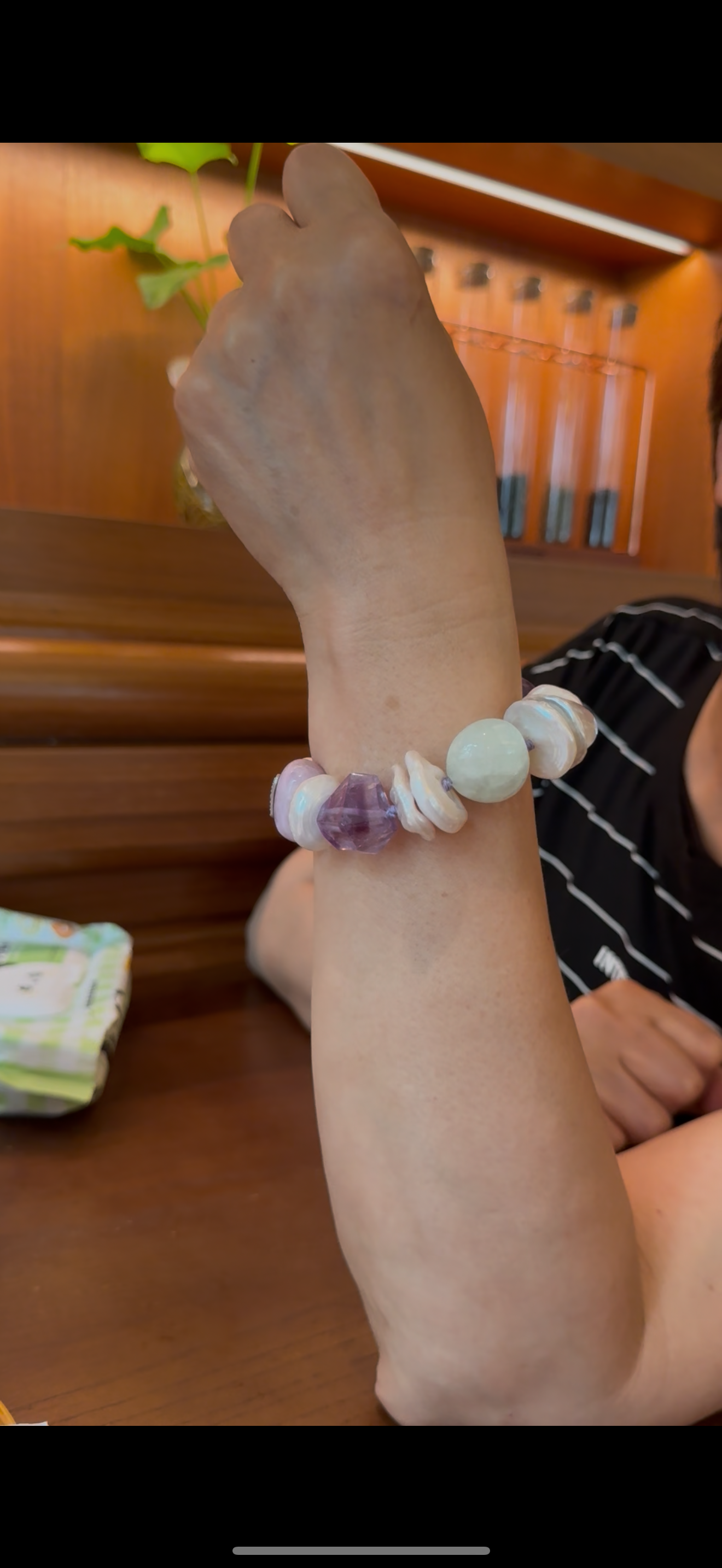 Bracelet: amethyst, kunzite, prehnite, lepidolite, quartz, pearls