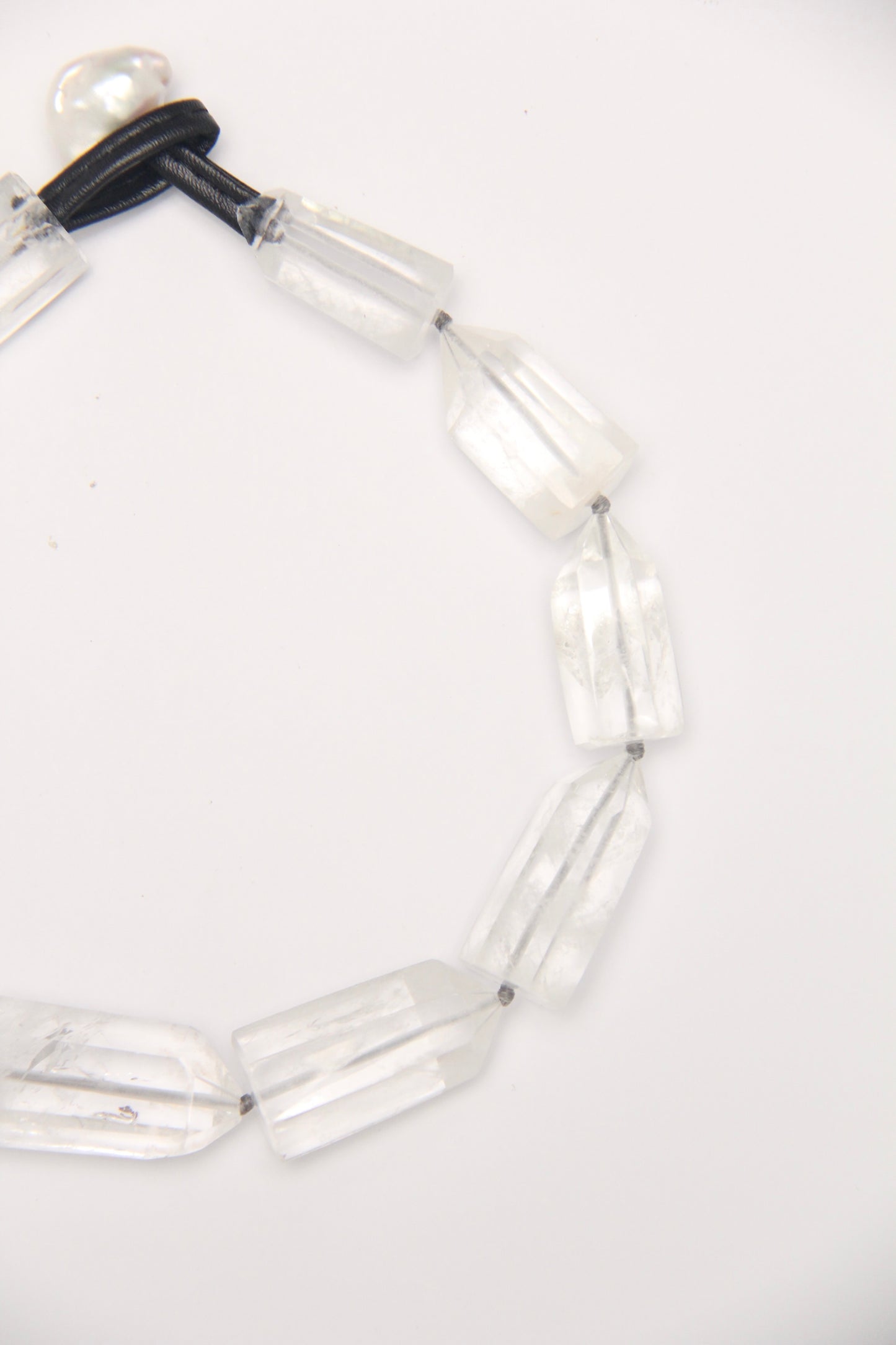 Necklace: quartz, pearls