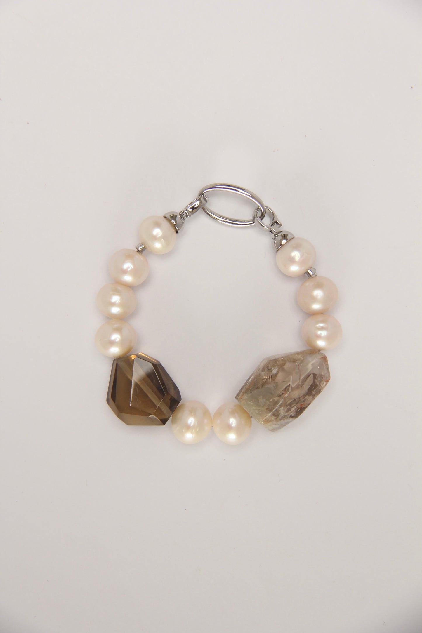 Bracelet: pearls, smoky quartz, phantom quartz