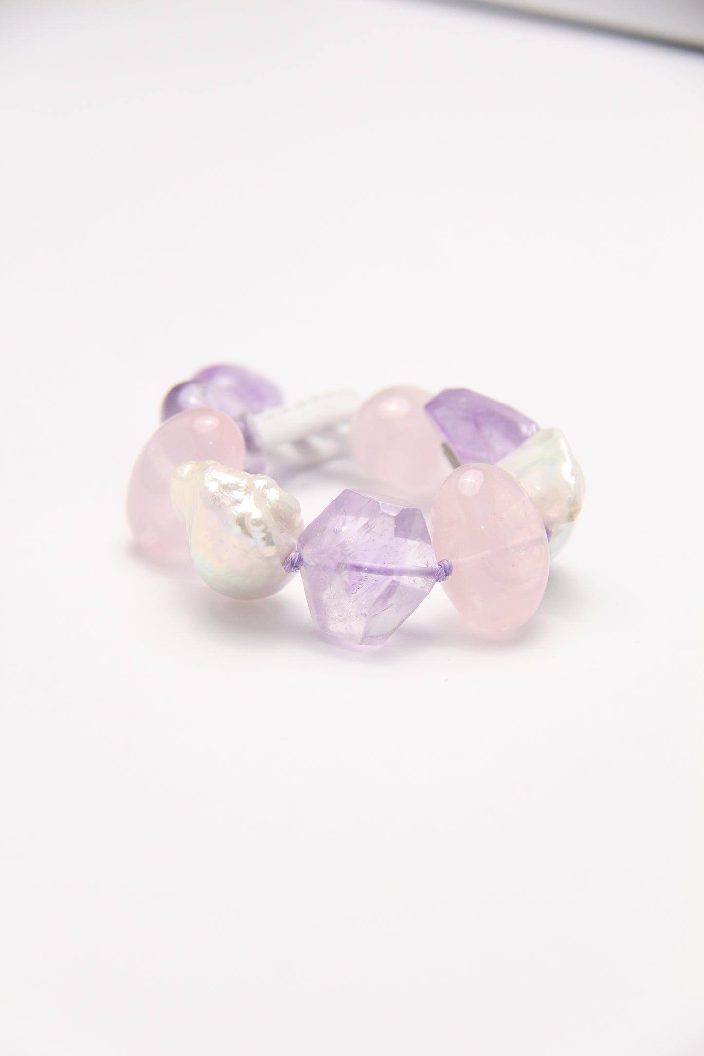 Bracelet: amethyst, rose quartz, pearls