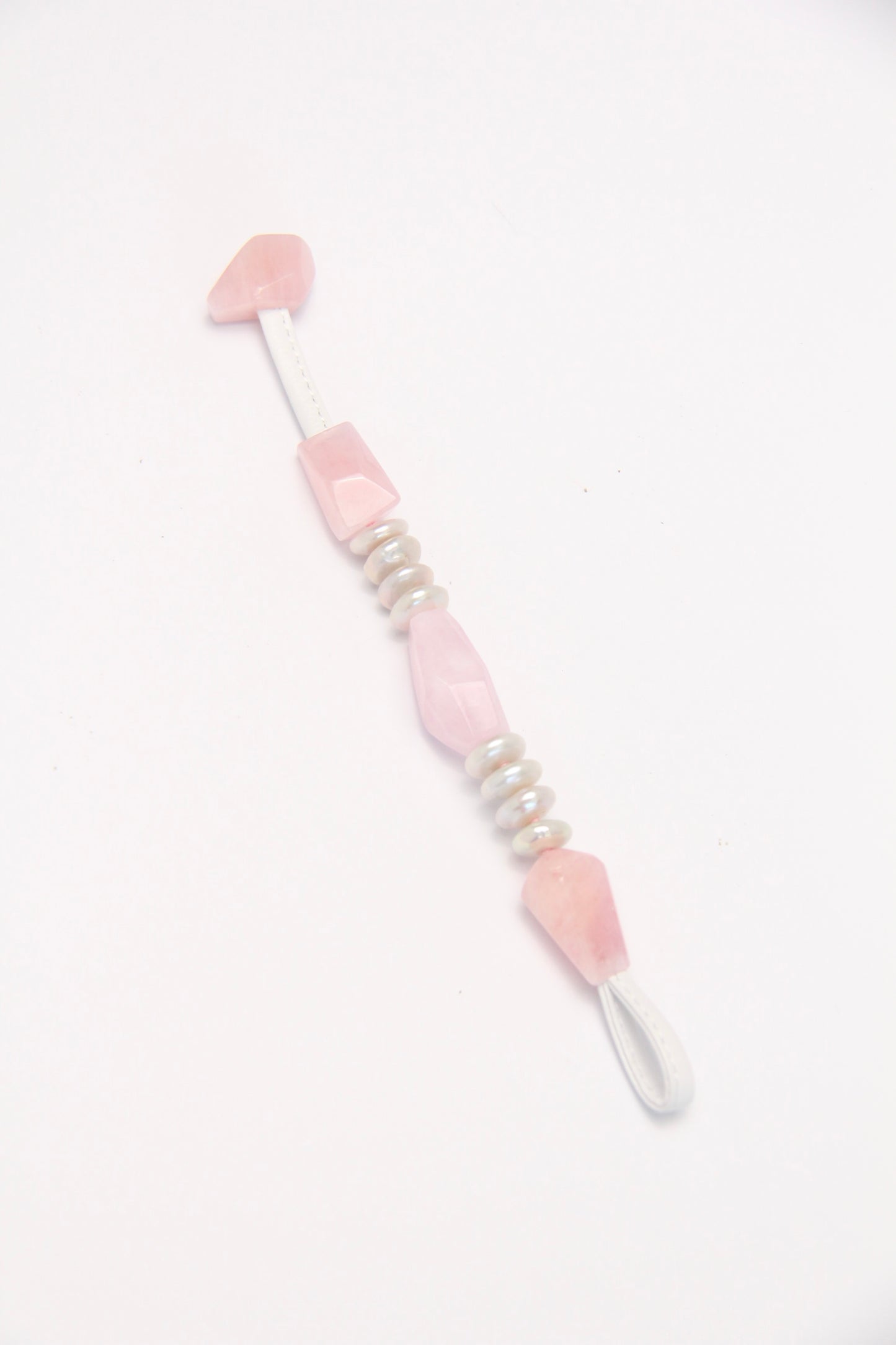 Bracelet: morganite, pearls
