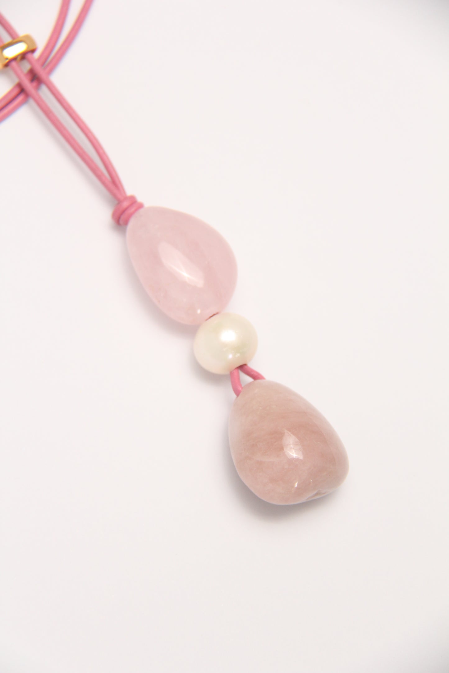 Pendant: rose quartz, pearl, morganite