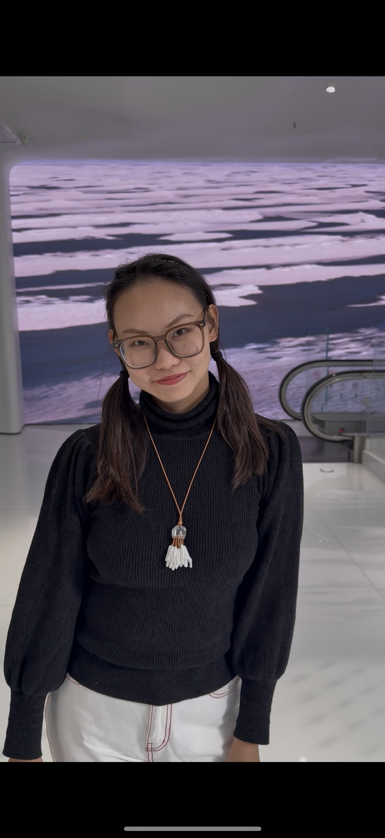 Pendant: quartz, pearls