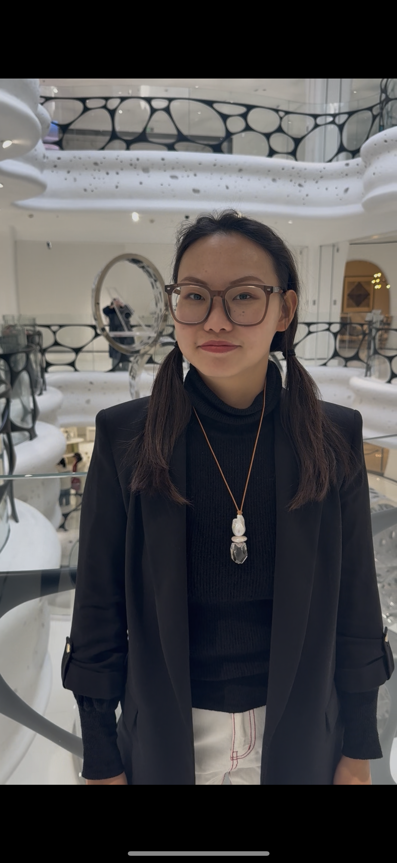 Pendant: quartz, pearls