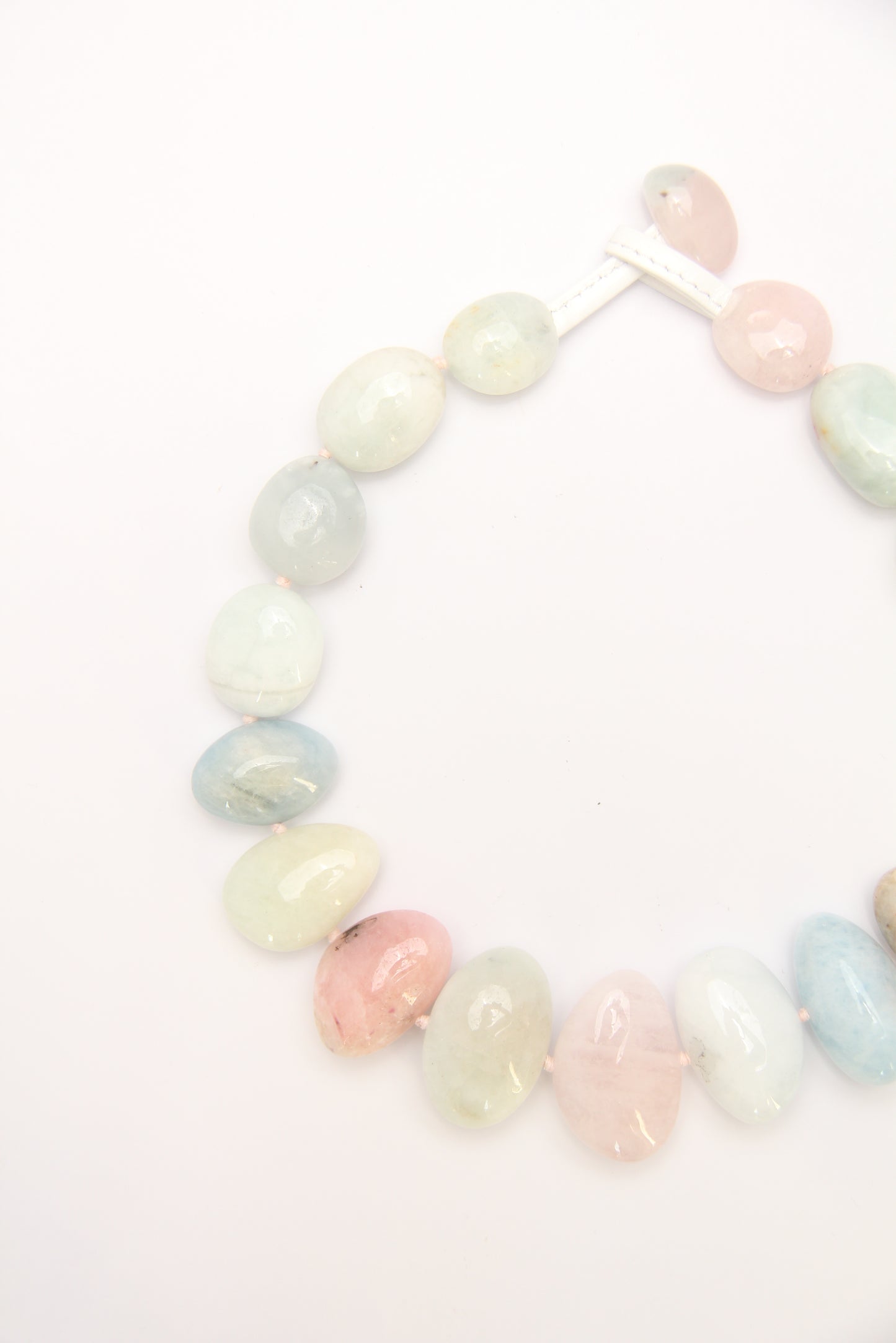 Necklace: morganite