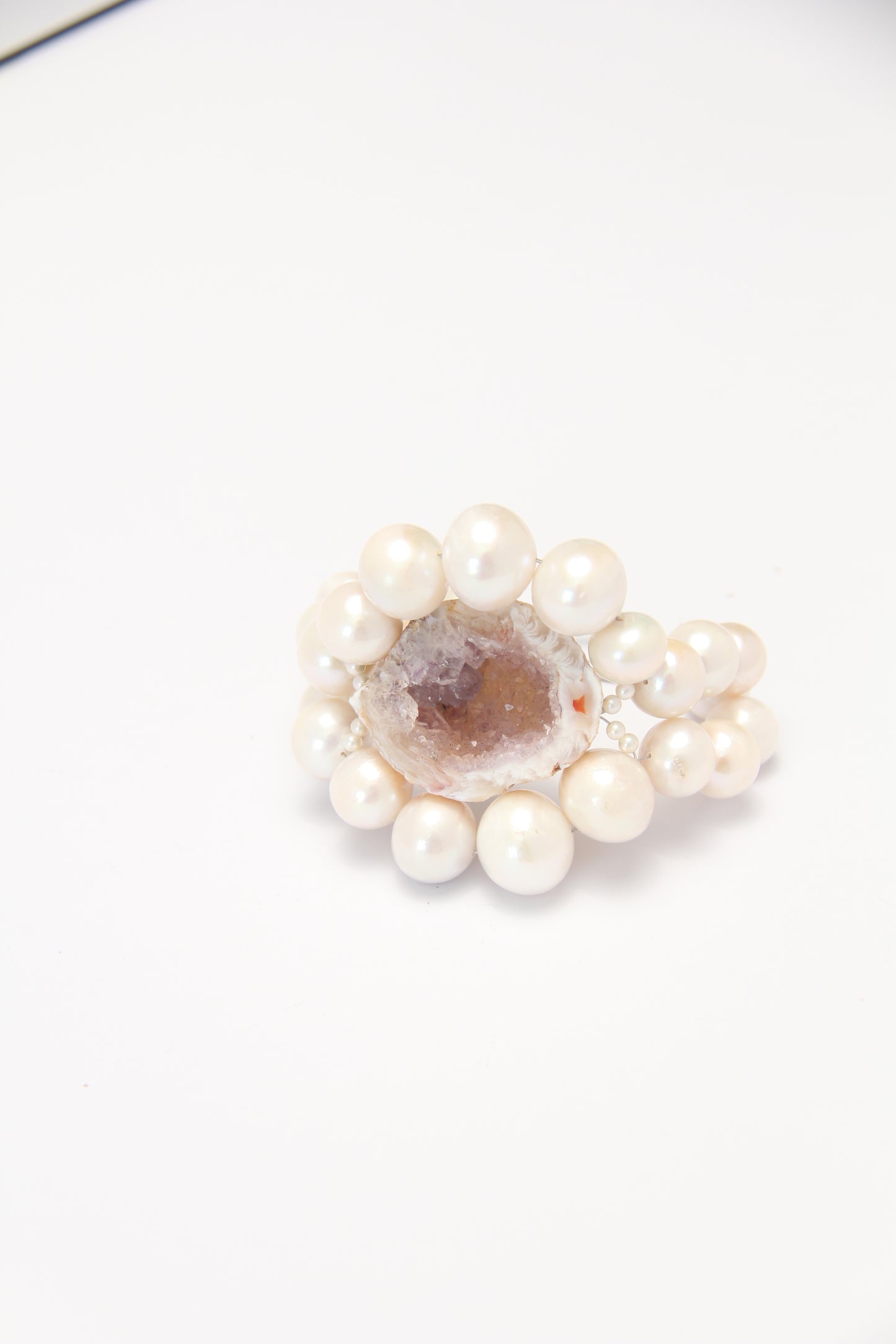 Bracelet: pearls, geode