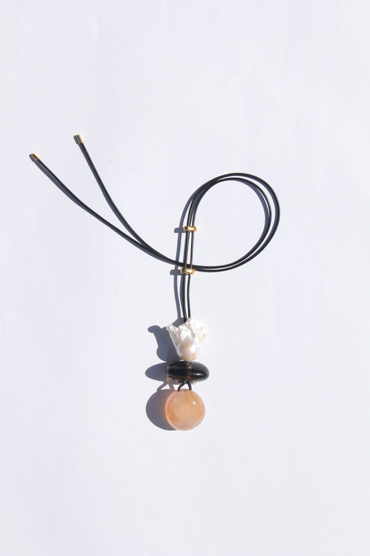 Necklace: pearl, obsidian, rose agate
