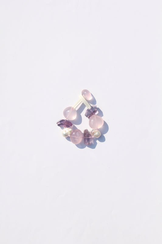 Bracelet: rose quartz, amethyst, pearls