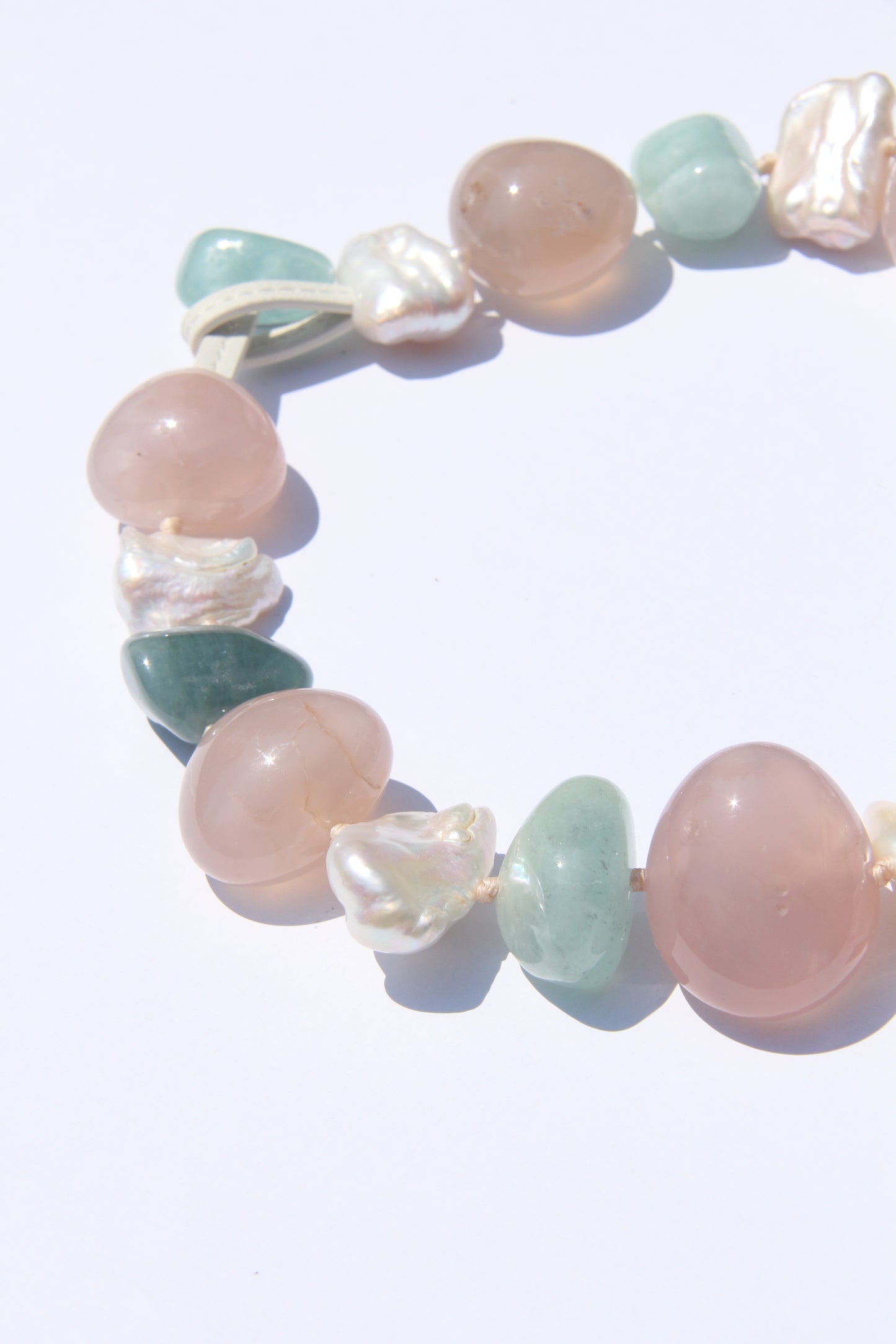 Necklace: morganite, rose agate, pearls