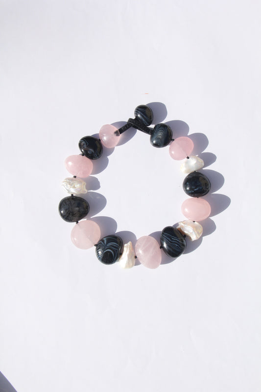 Necklace: sardonyx, pearls, rose quartz