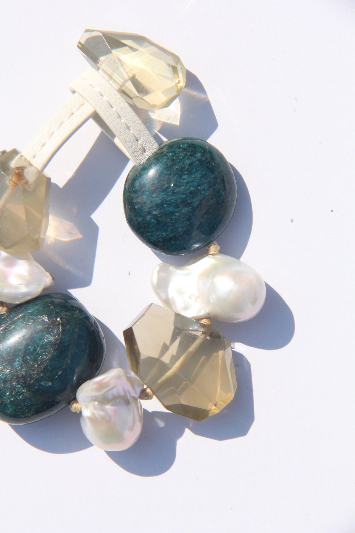 Bracelet: blue apatite, citrine, pearls