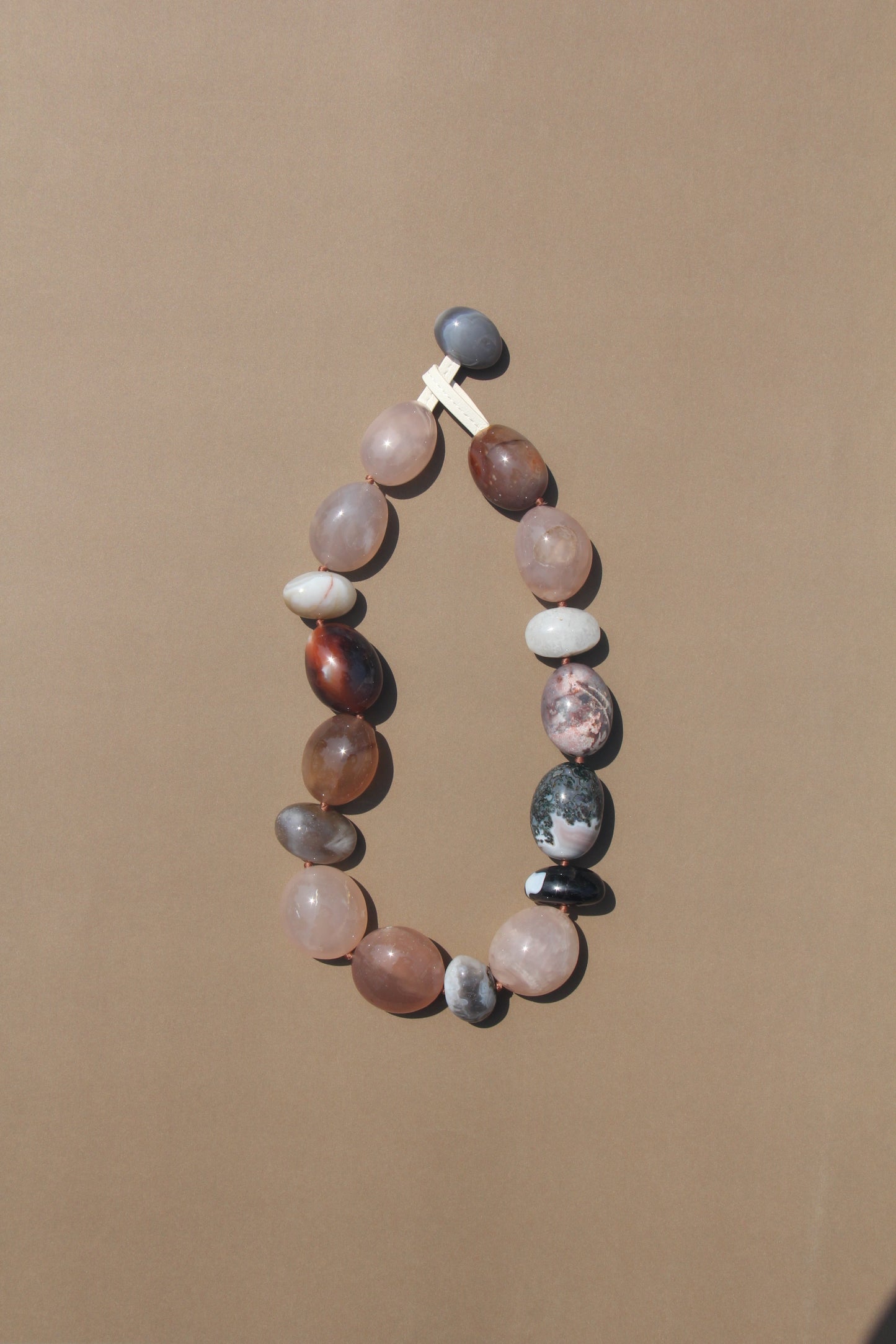 Necklace: persian agate, rose agate