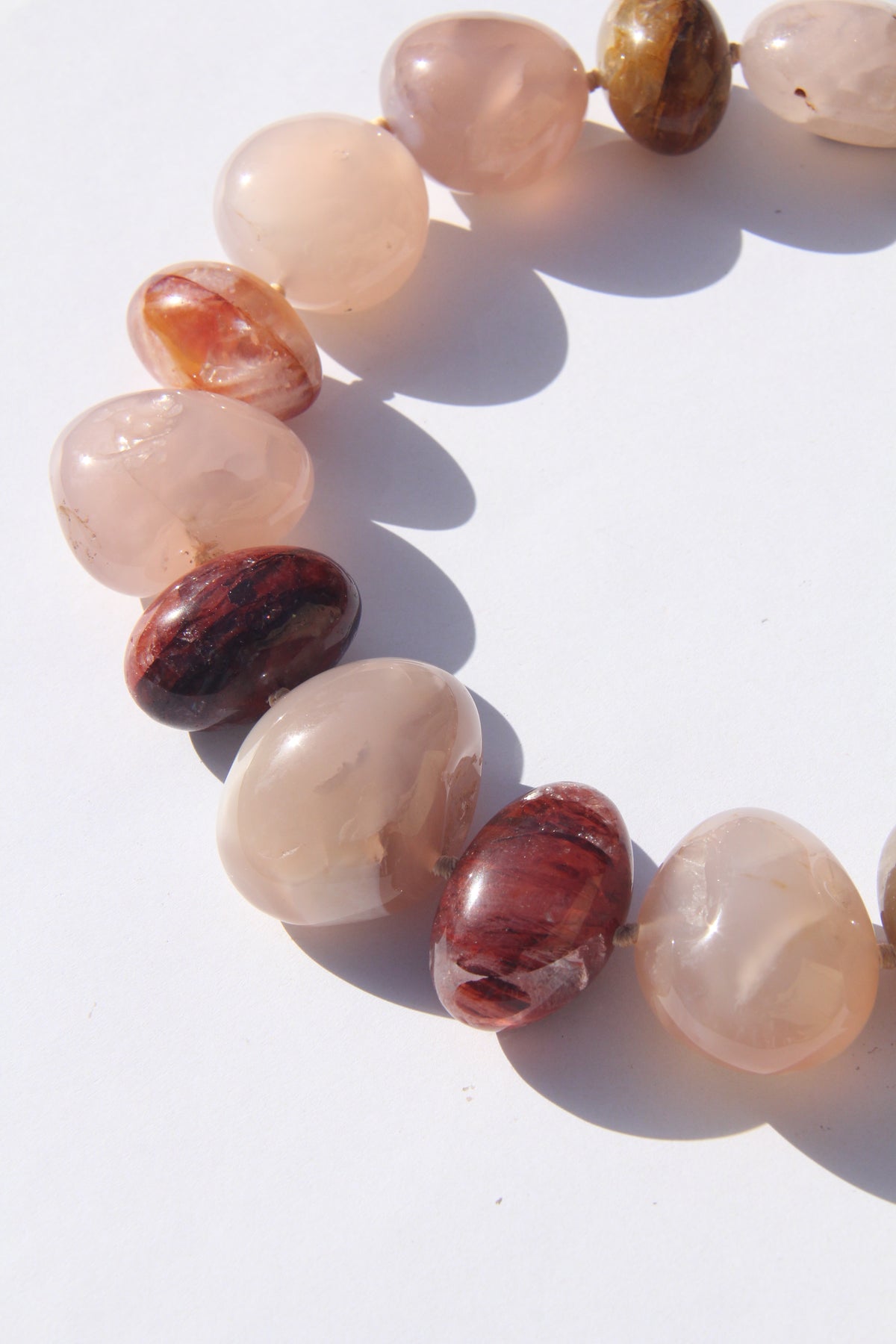 Necklace: rose agate, quartz