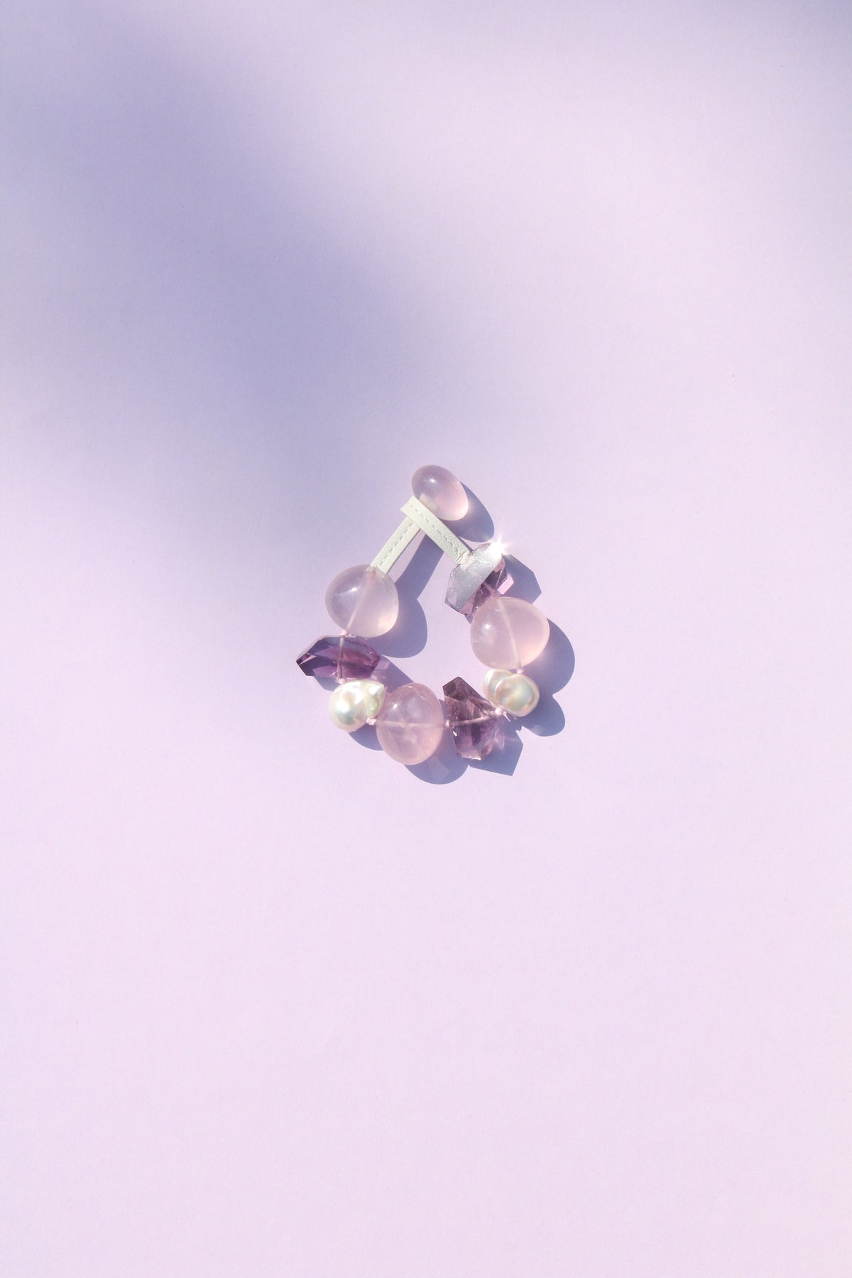 Bracelet: rose quartz, amethyst, pearls