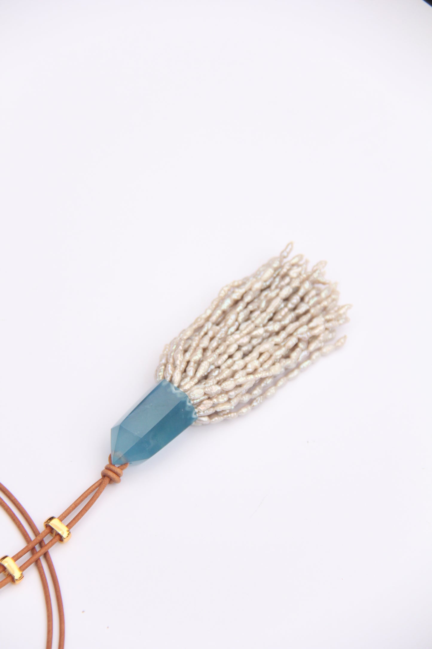 Pendant: aquamarine, pearls