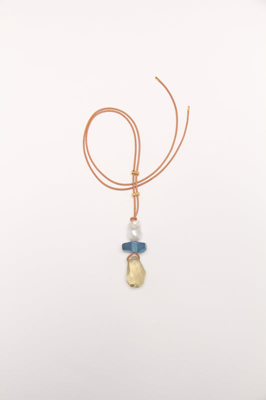 Pendant: pearl, aquamarine, citrine, leather