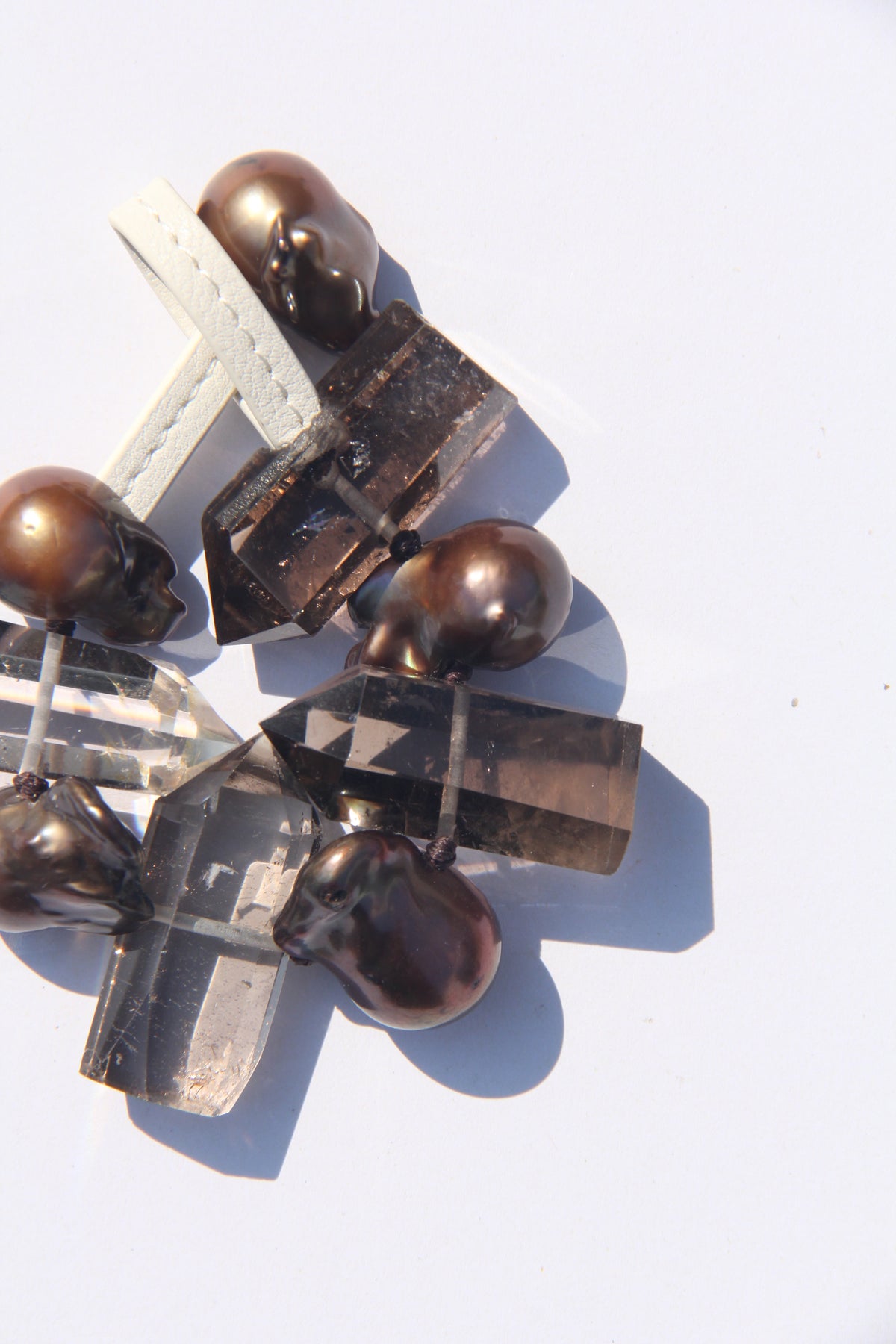 Bracelet: smoky quartz, pearls
