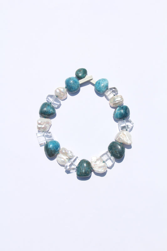 Necklace: blue apatite, quartz, pearls