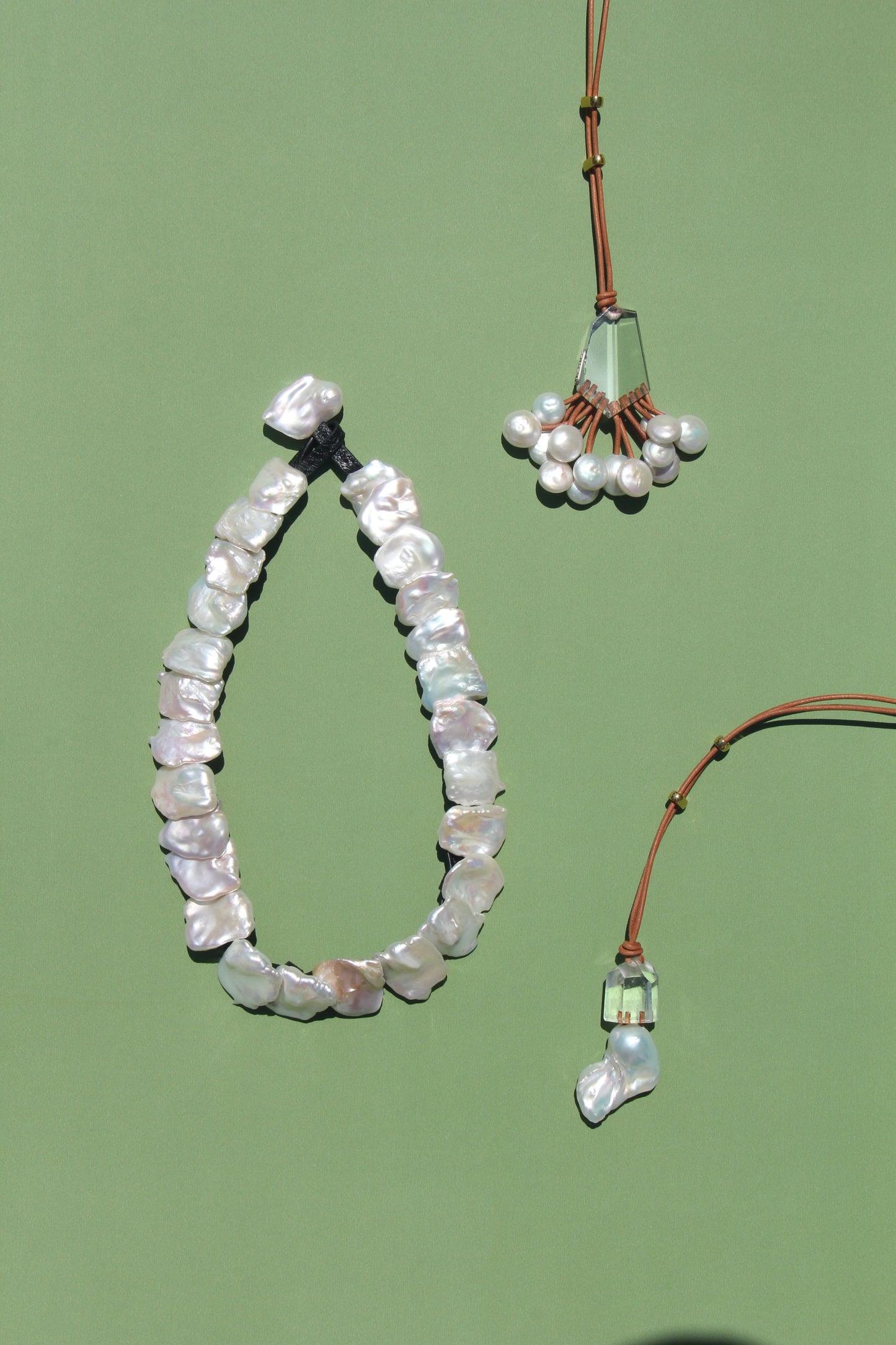 Necklace: fresh water pearls in flower shape
