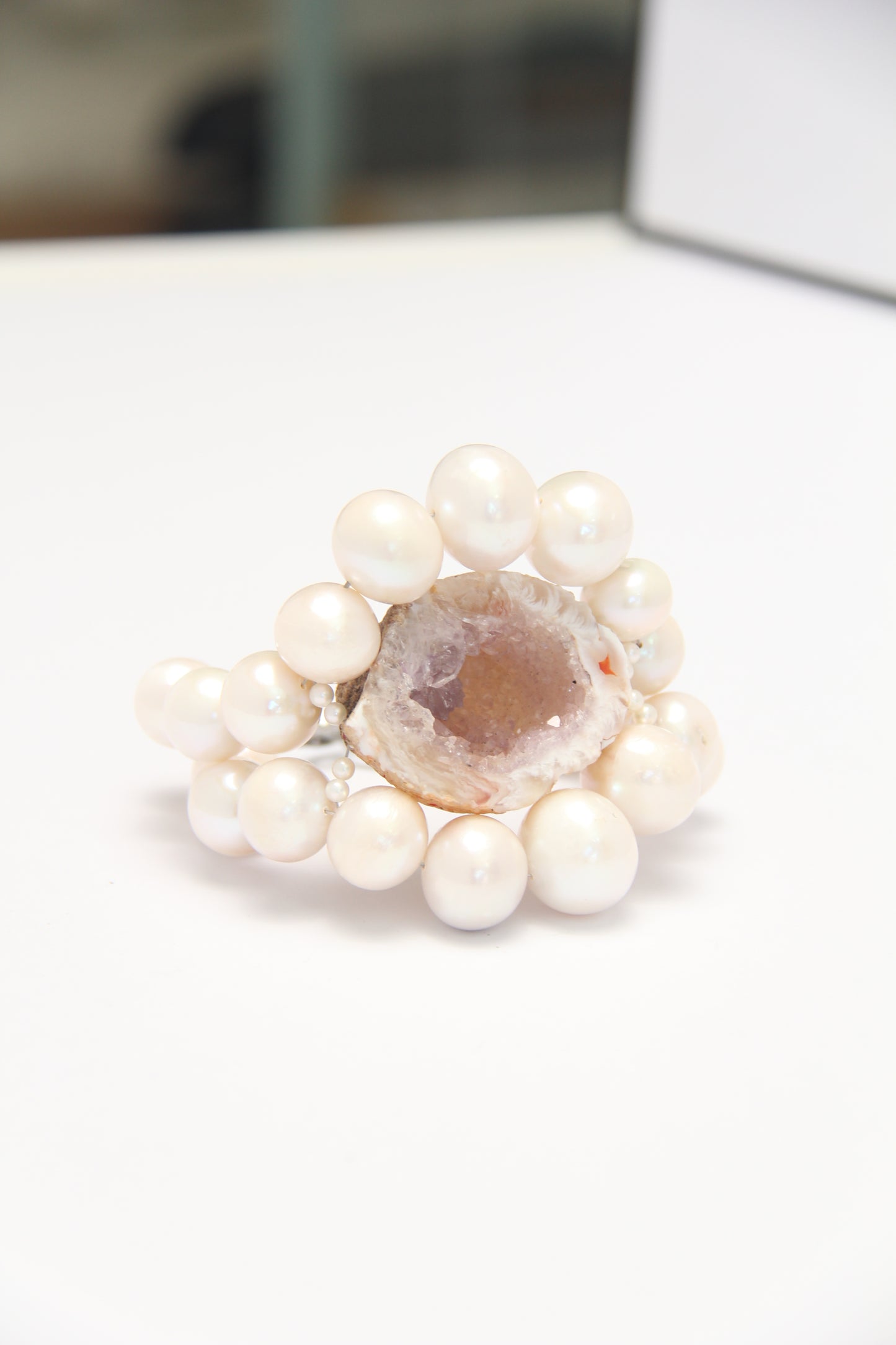 Bracelet: pearls, geode