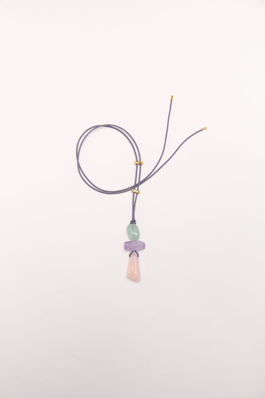 Pendant: morganite, amethyst, leather