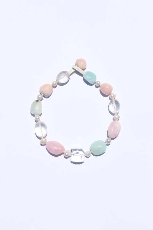Necklace: morganite, aquamarine, quartz, pearls