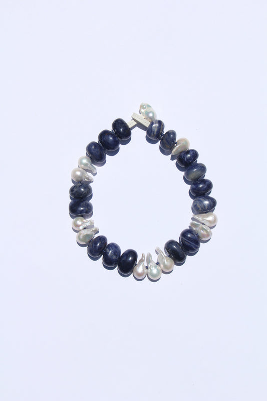 Necklace: pearls, blue vein stone