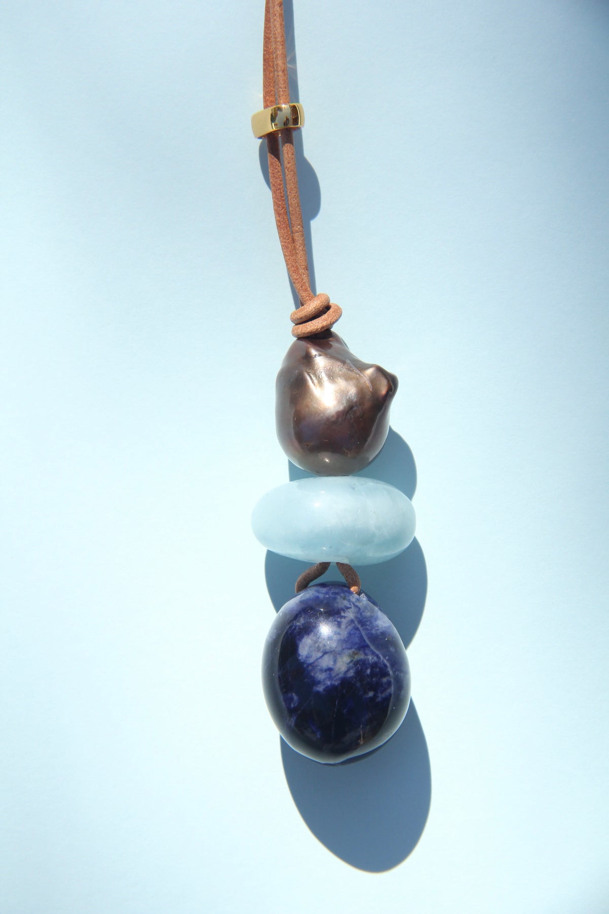 Necklace: pearl, aquamarine, blue vein stone